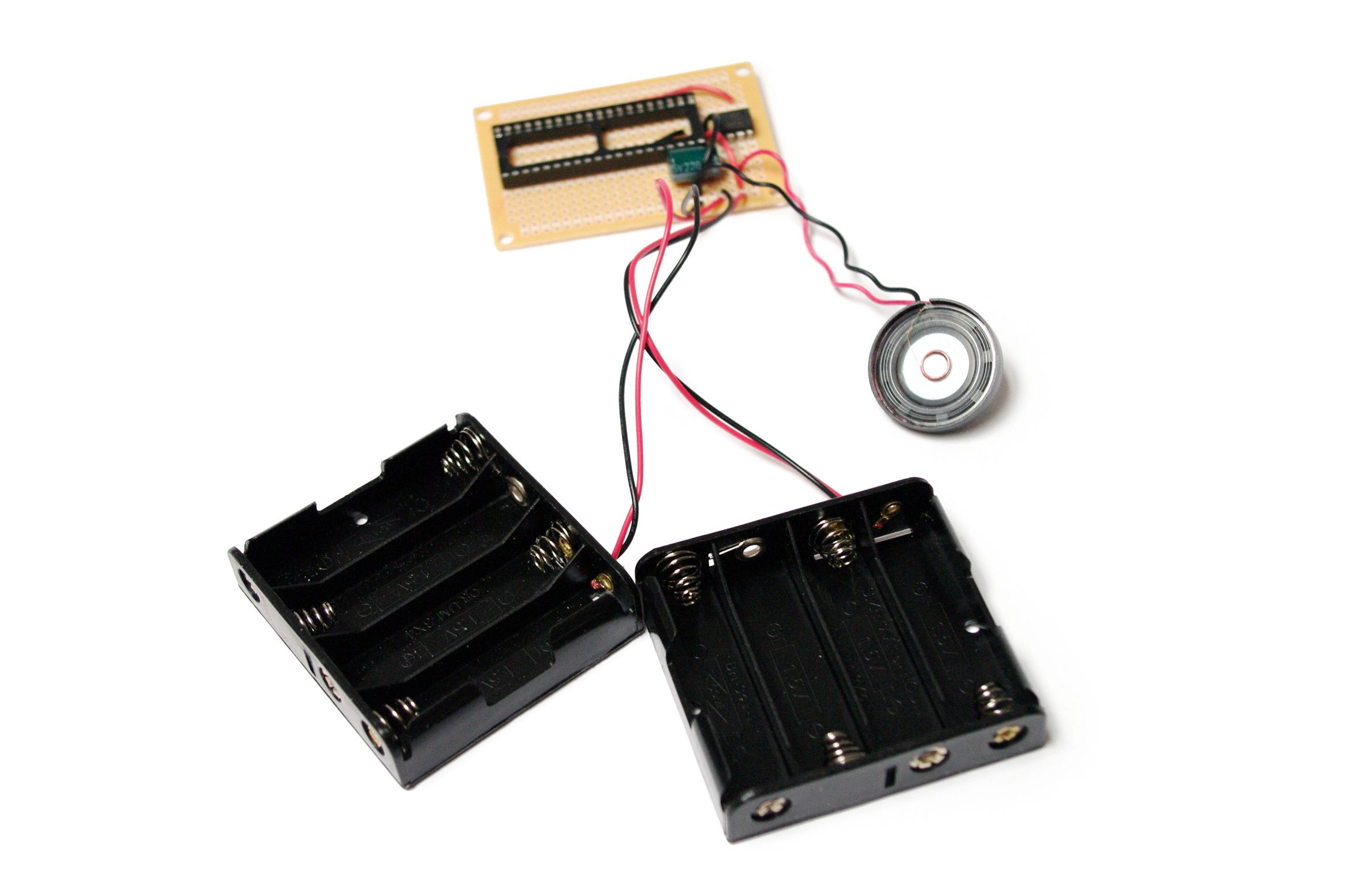 Miniature Beeping Circuit Prank – AVKIU