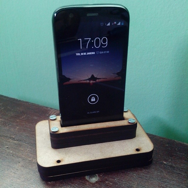 Dock Moto G MDF
