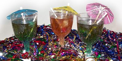 New Year’s Recipe: Sparkling Dum Dums Drinks for Kids