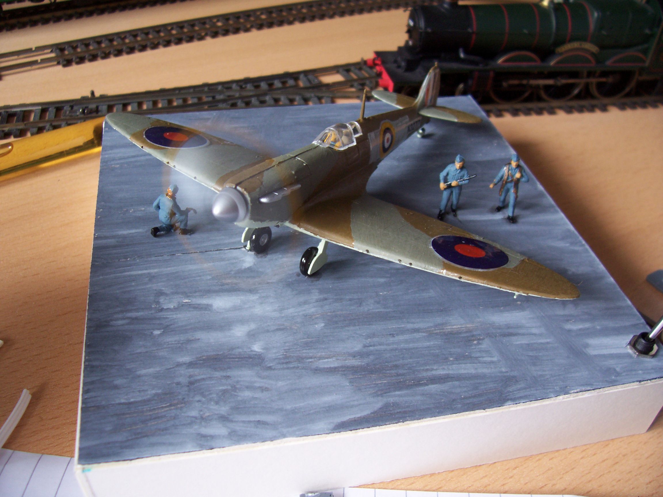 Spitfire Desk Fan.