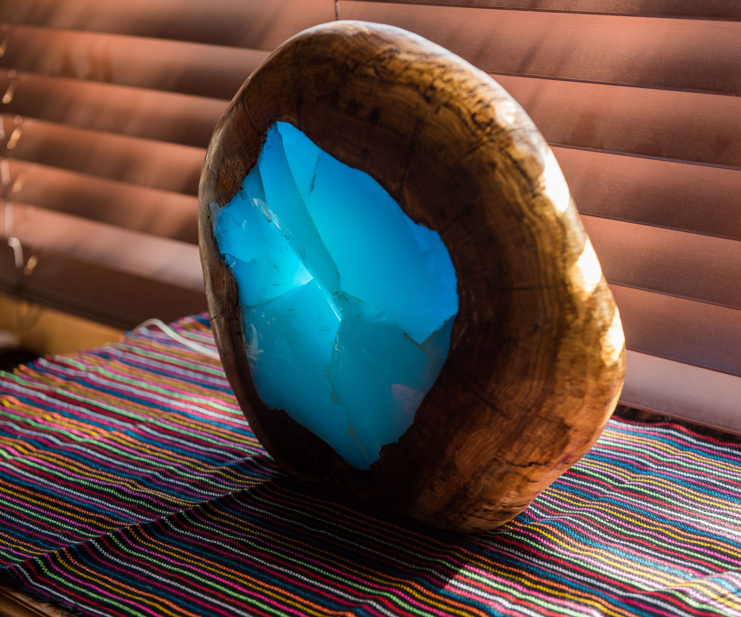 How NOT to Make a Wood and Resin Light