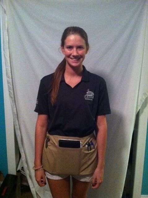 How to Become a Waitress