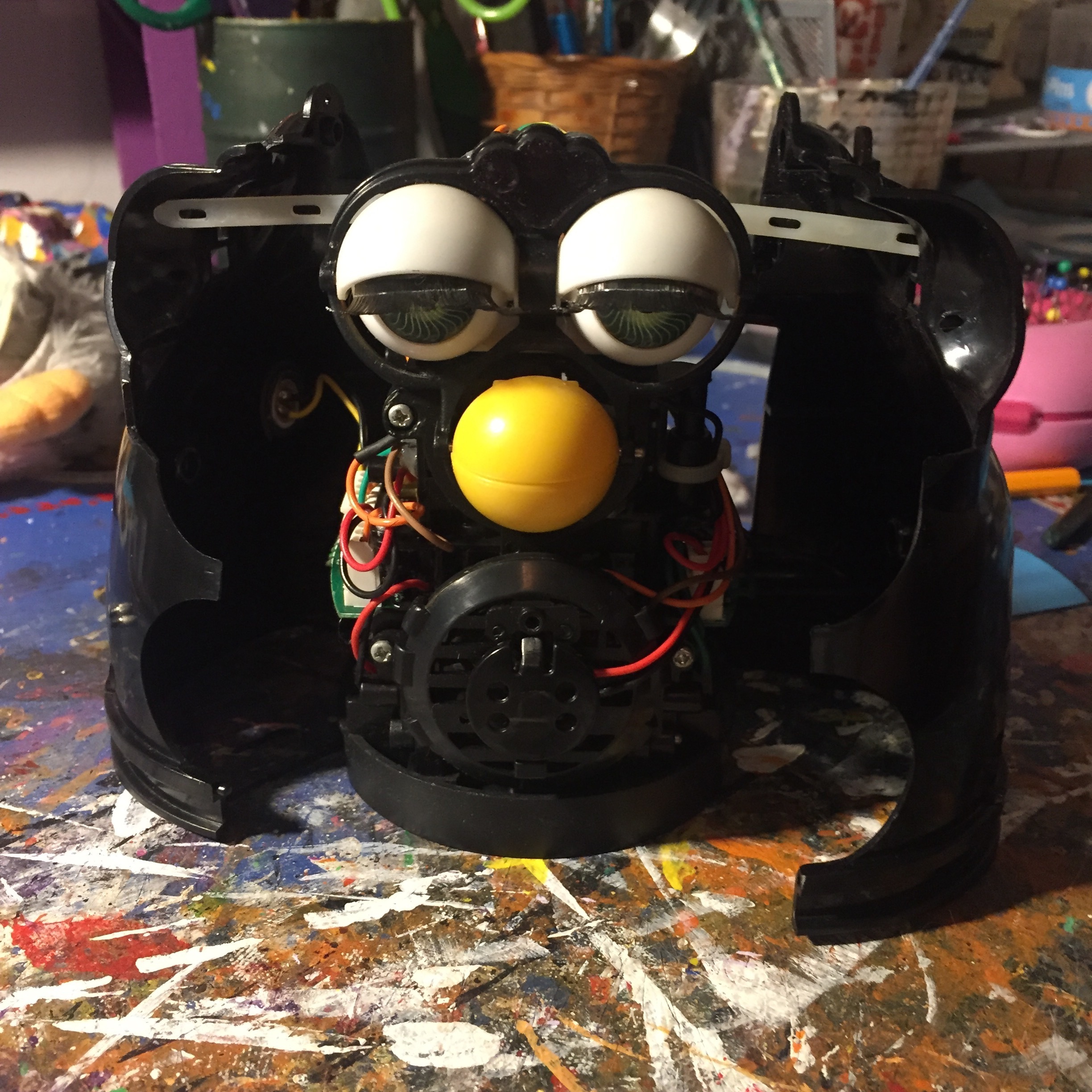 Furby Surgery and Speaker Replacement (unfinished) 7 Steps