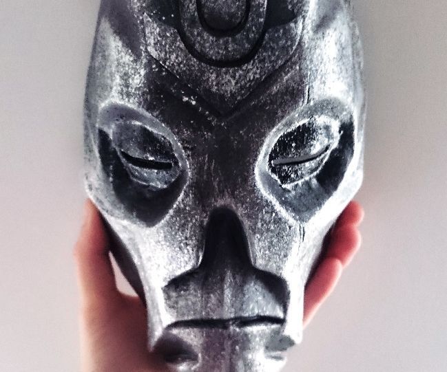 Skyrim Dragon Priest Mask (Pepakura Papercraft)