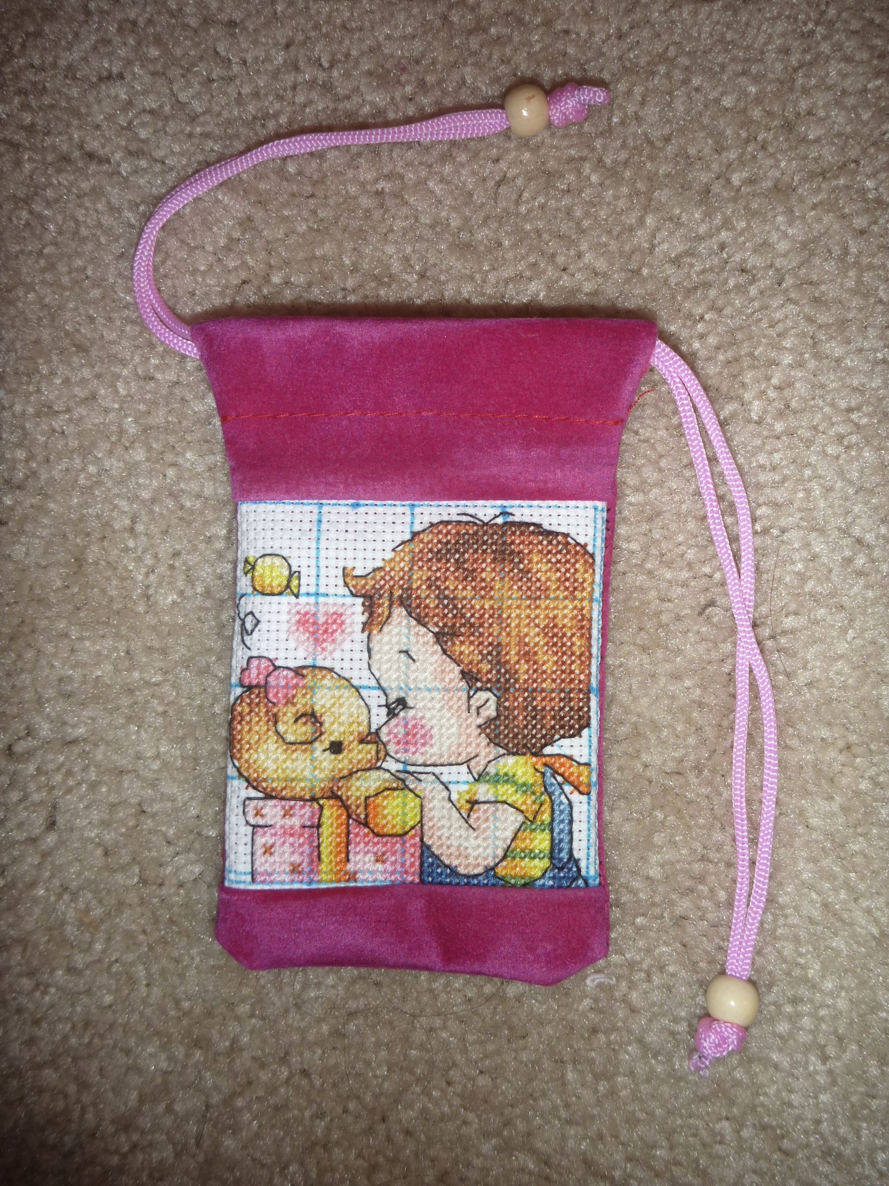 Cross-stitch Mobile Pouch