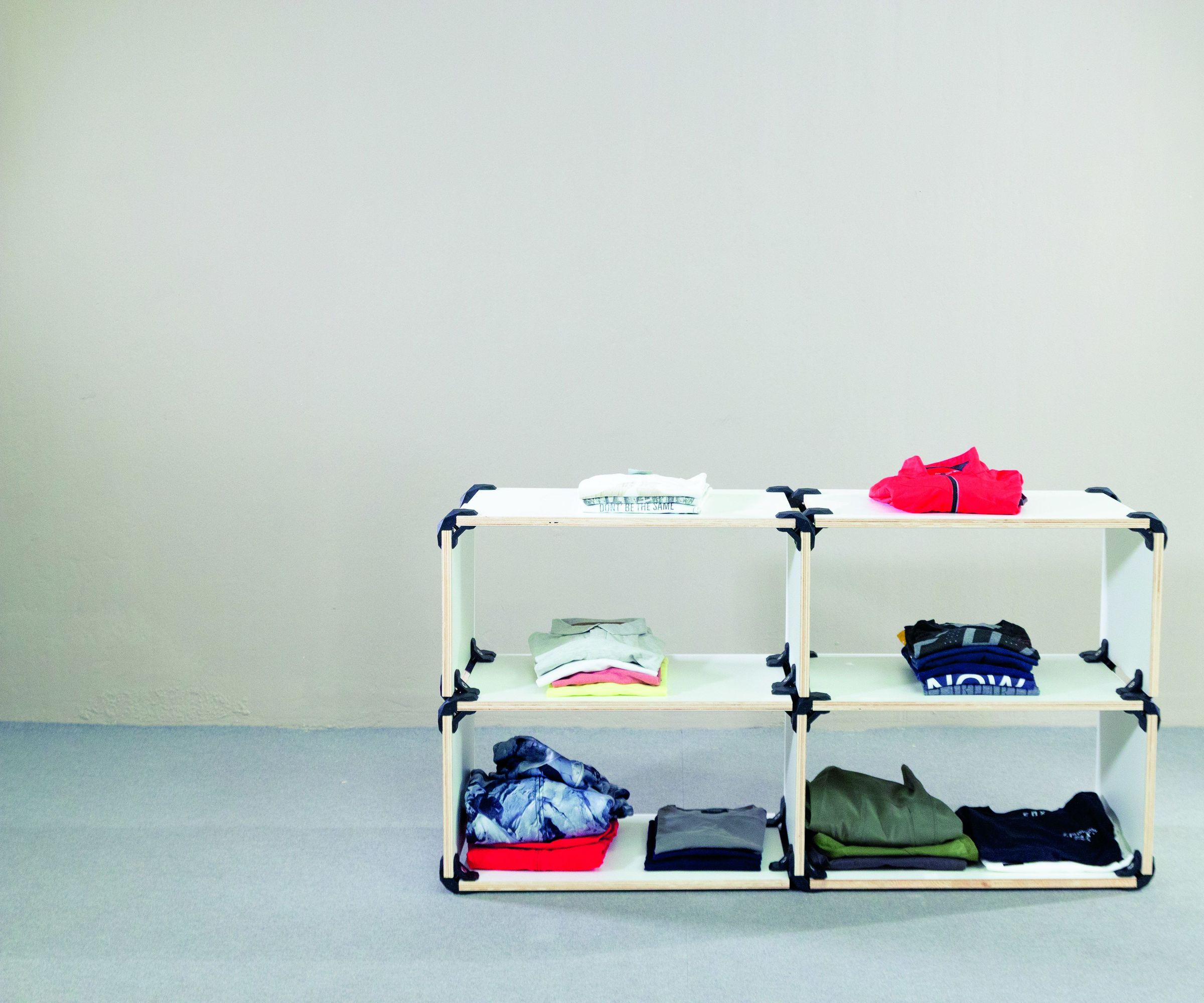 Popup Shop Modular Shelves
