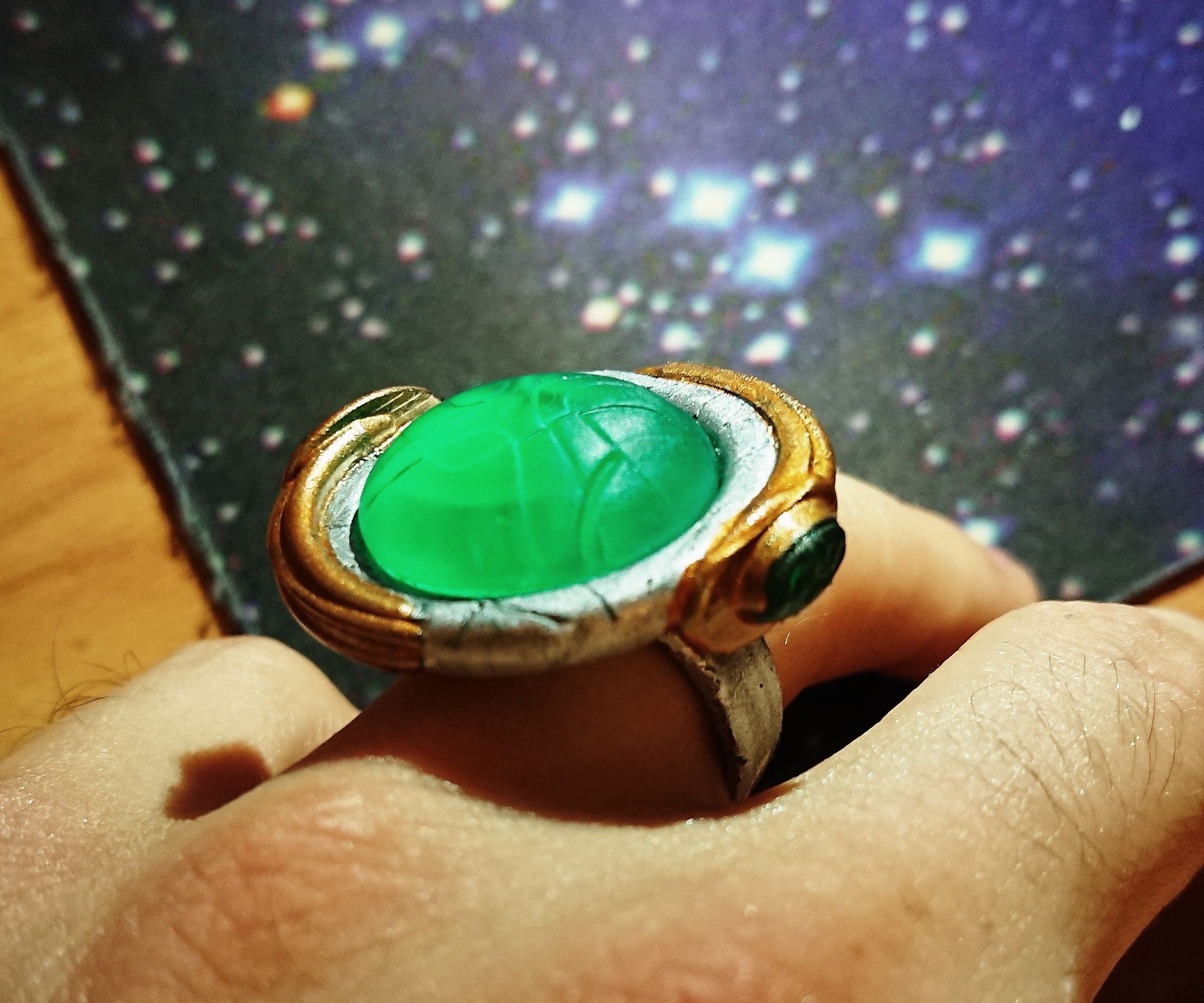 Stargate Goa'uld Ring & Pendant With LED