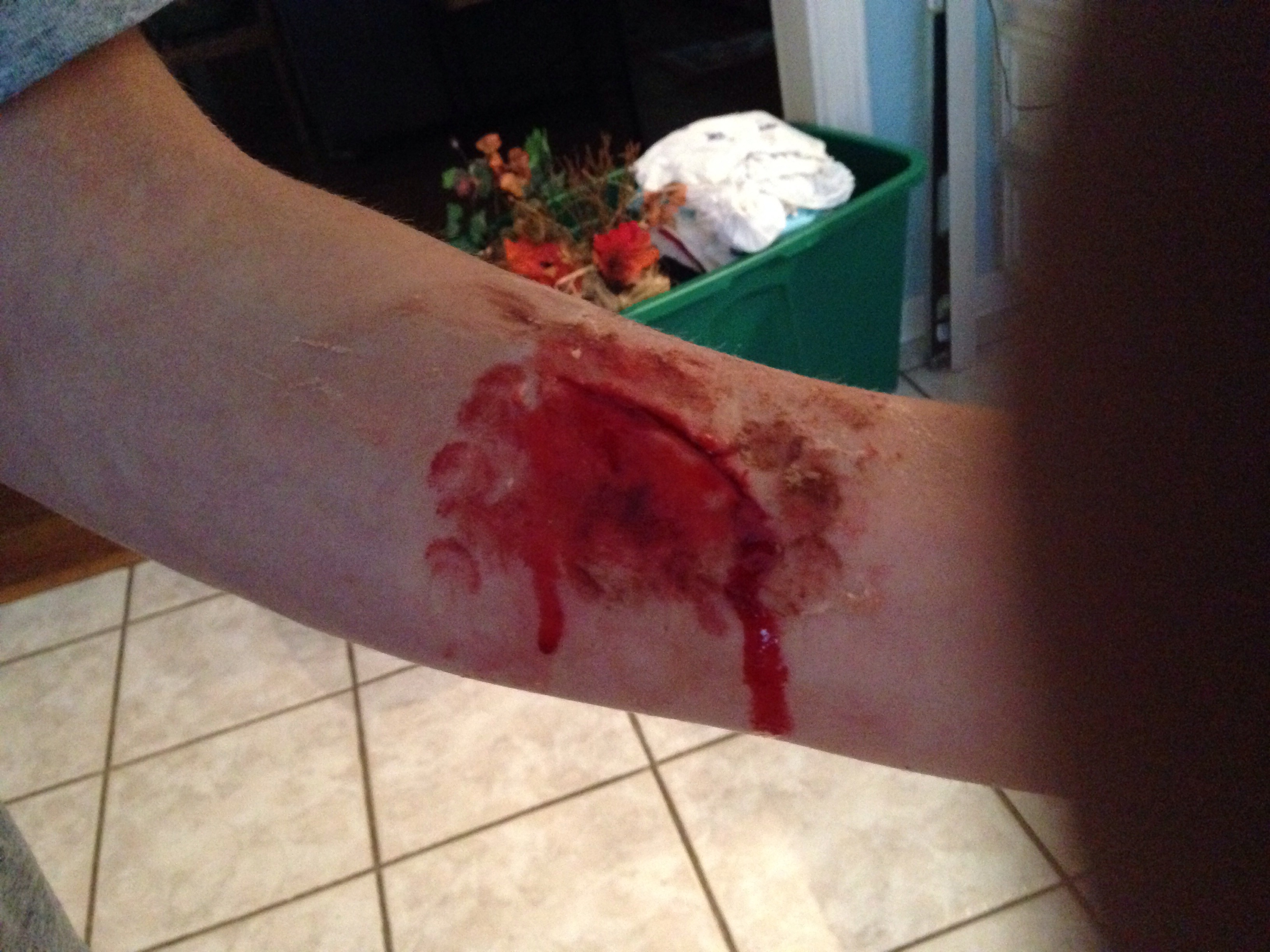 fake wounds from vaseline