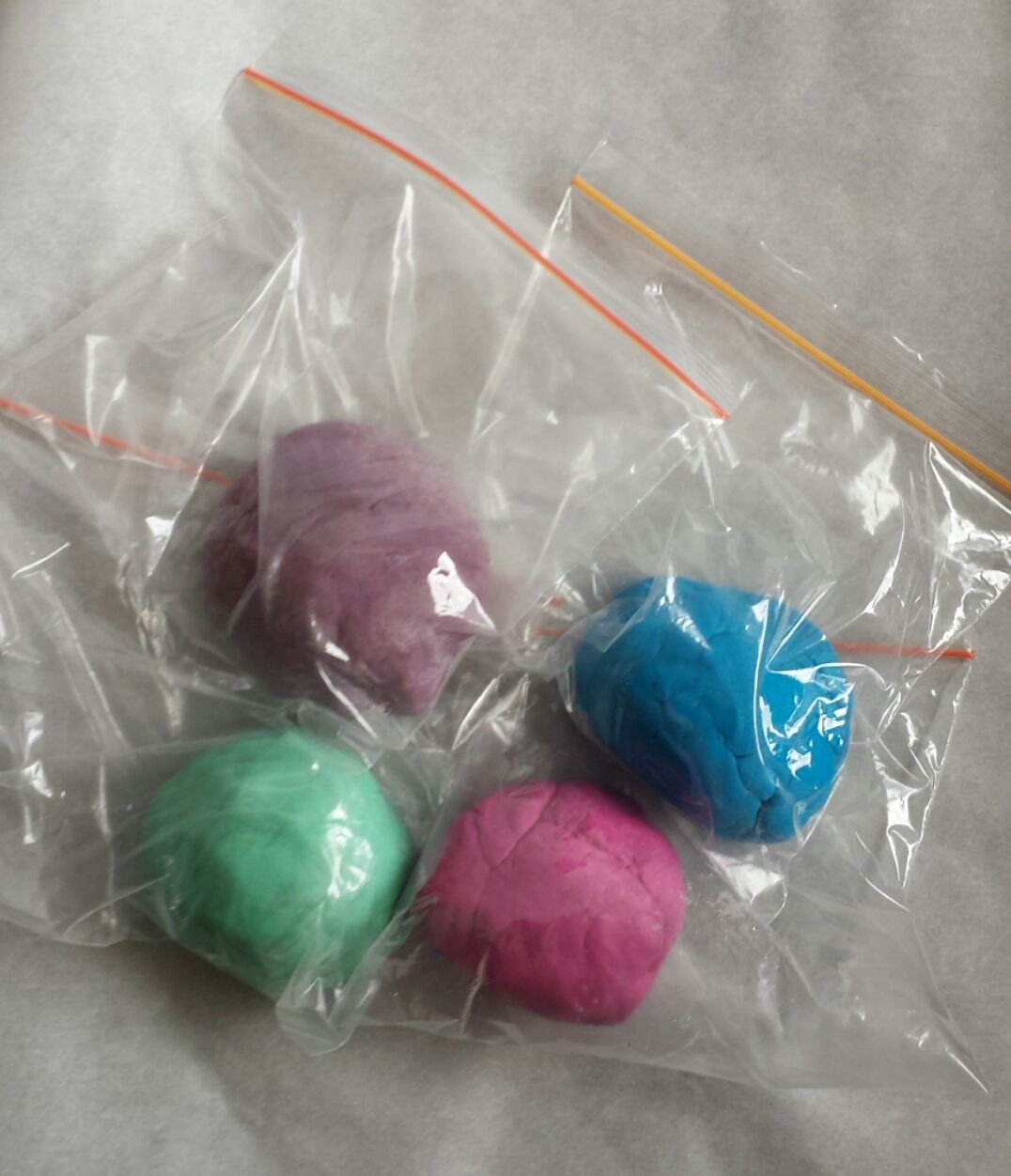 Crayon Playdough 5 Steps (with Pictures) Instructables