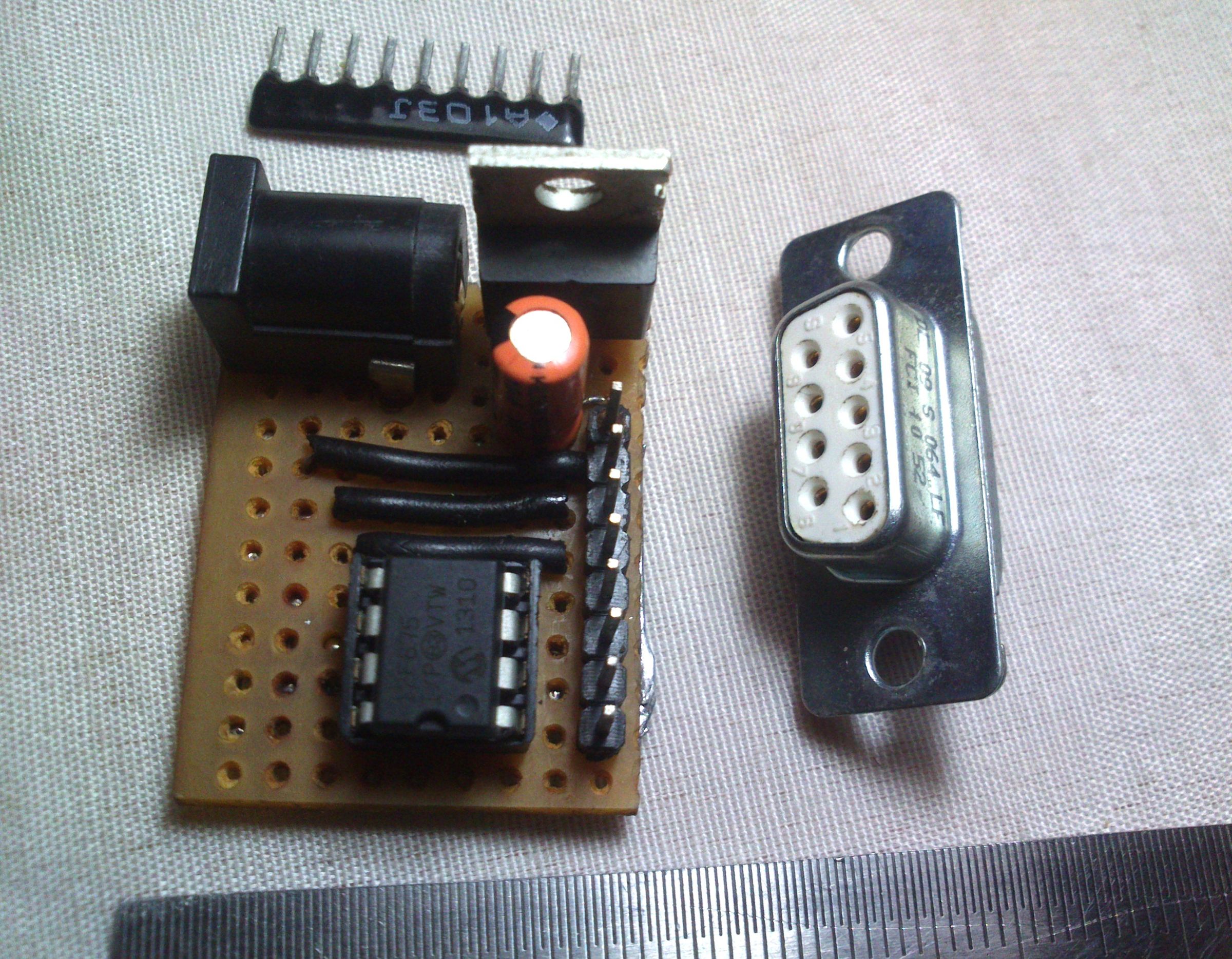 PIC12F675 Development Board   Micro  Size 3.0 Cm X2.5 Cm