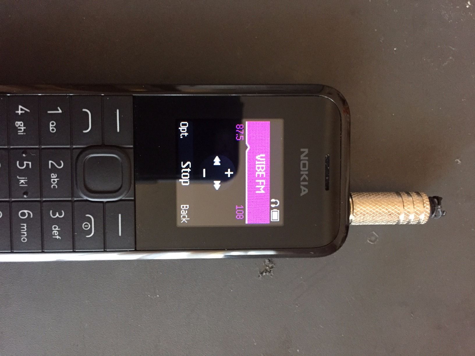Listen to Phone Radio Without Headphones Instructables