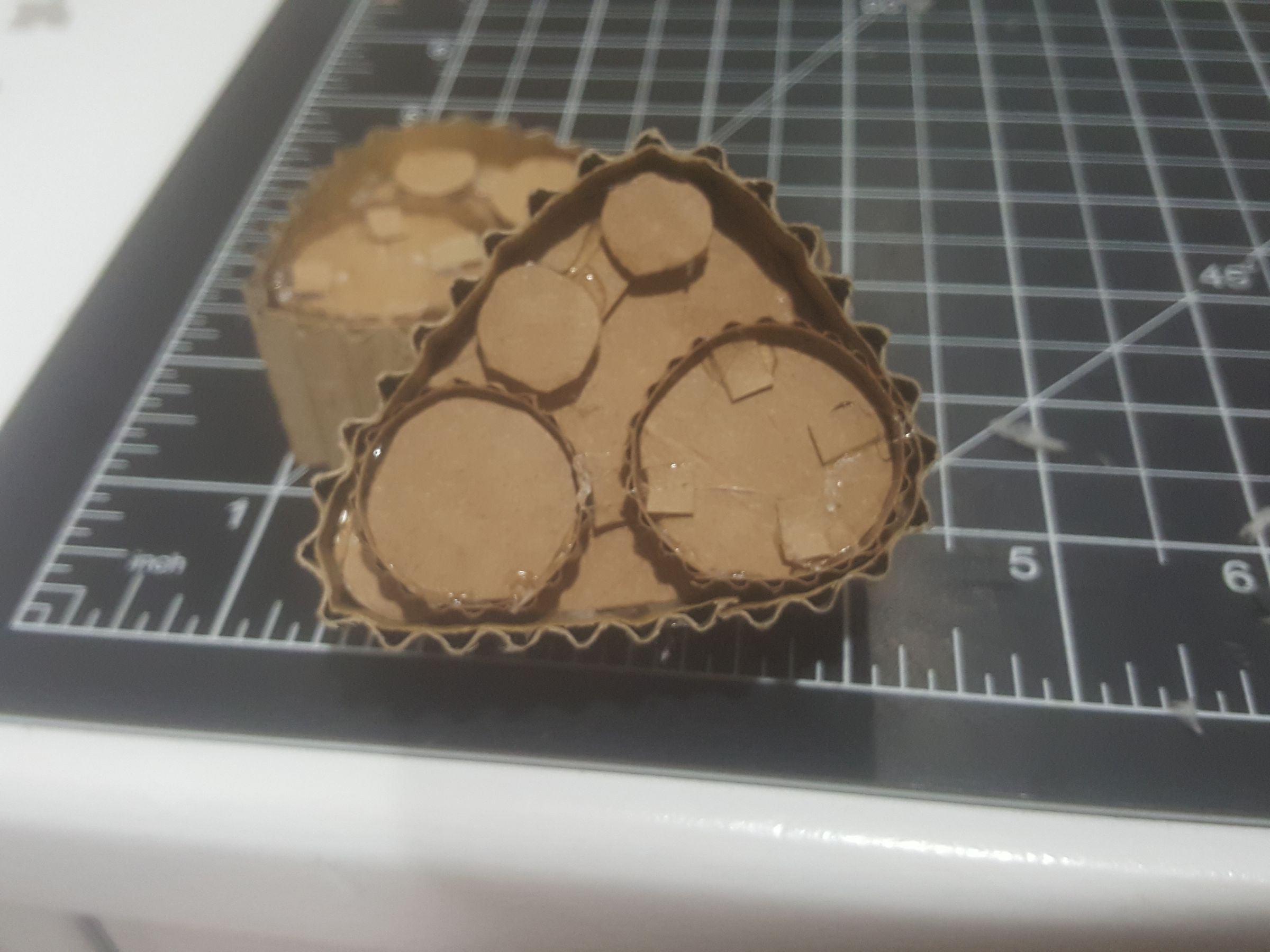 Cardboard WALLE 5 Steps Instructables