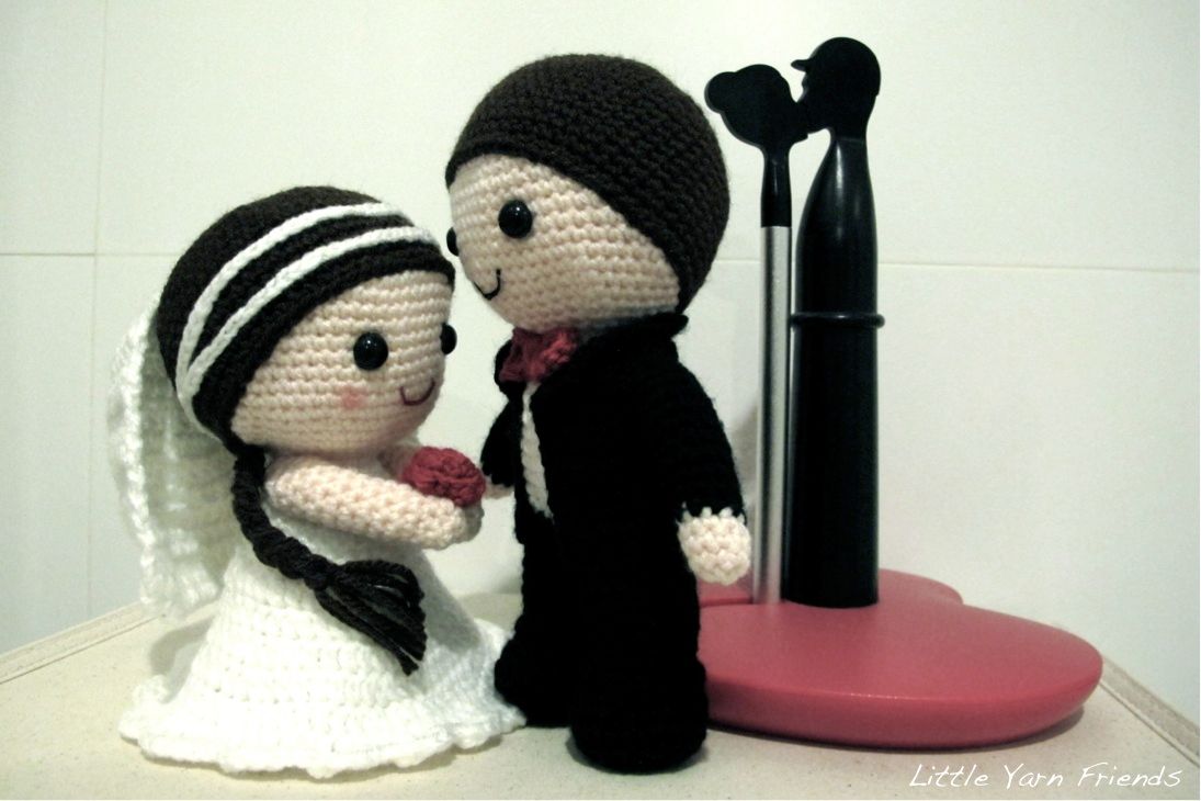 Lil' Wedding Dolls