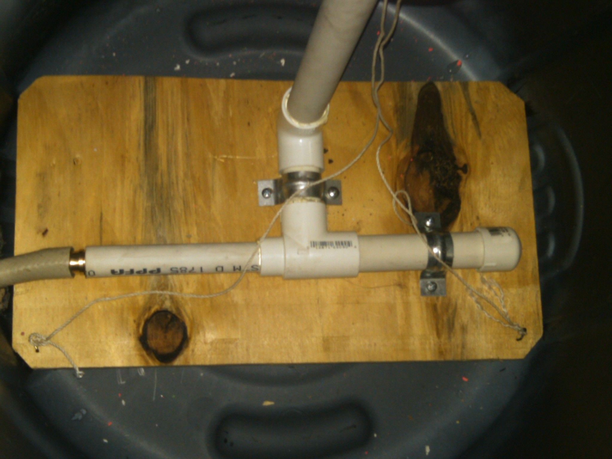 How to build a quick and easy pneumatic prop for Halloween