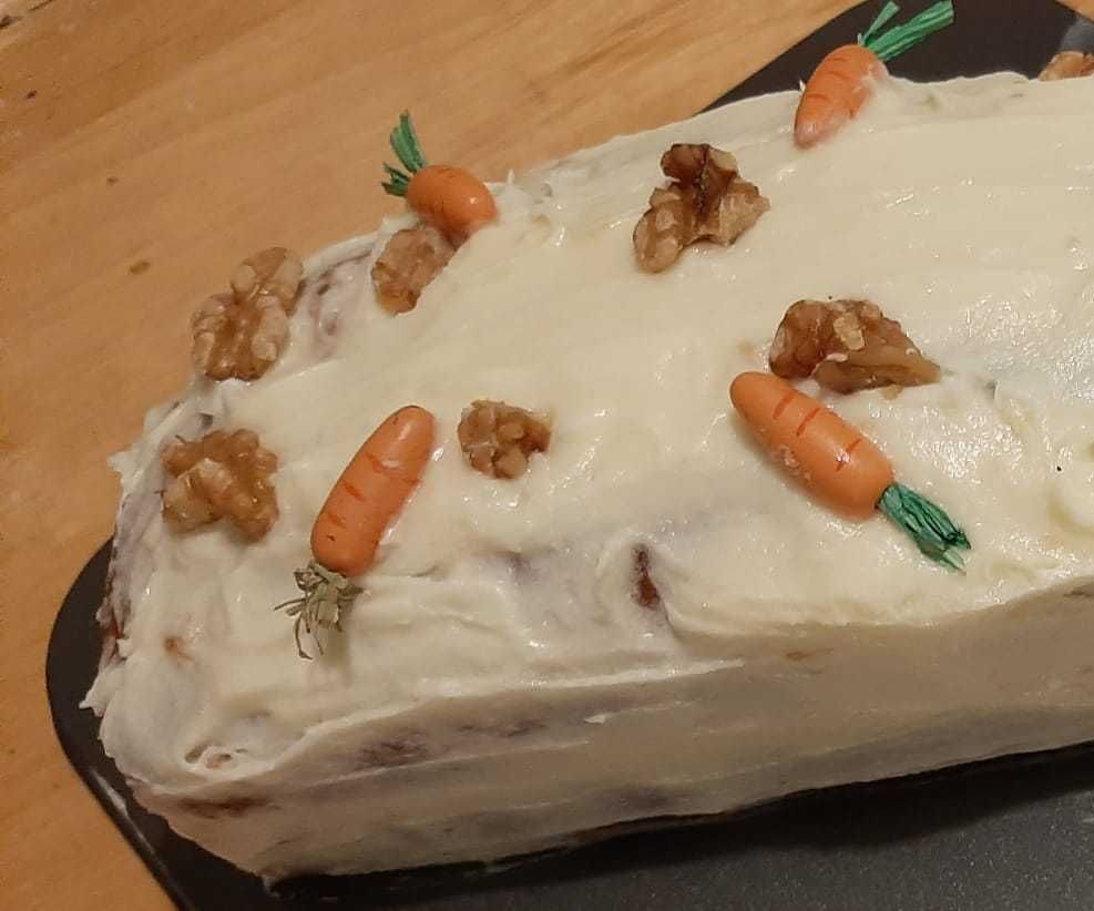 Carrot Cake by NeonDolphin