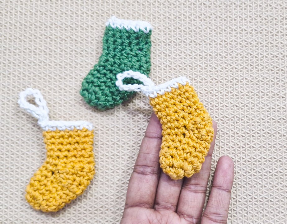 Easy Crochet Mini Christmas Stocking Ornament