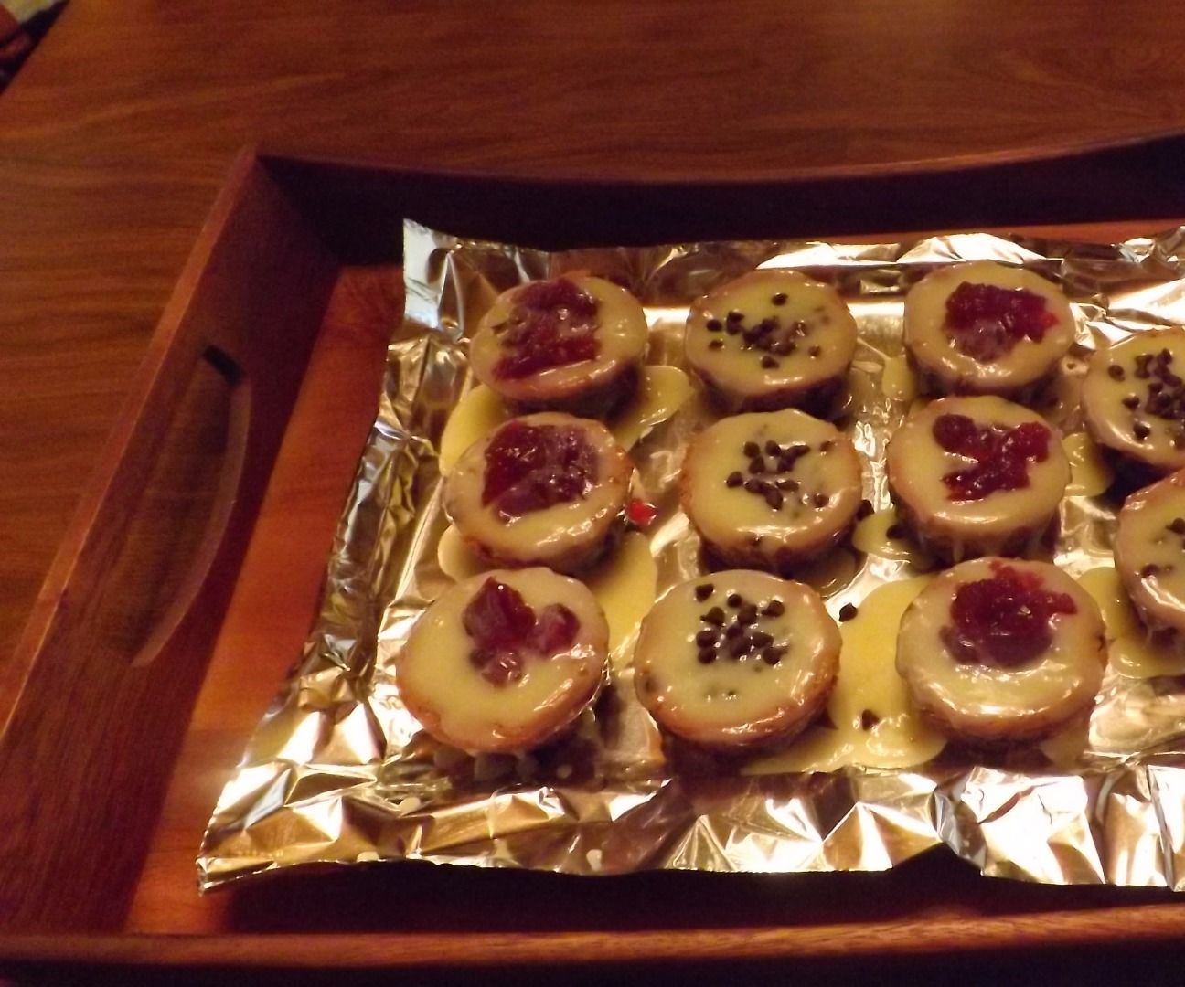GLUTEN-FREE MINI RICOTTA CHOCOLATE CHEESECAKES WITH WHITE CHOCOLATE GANACHE