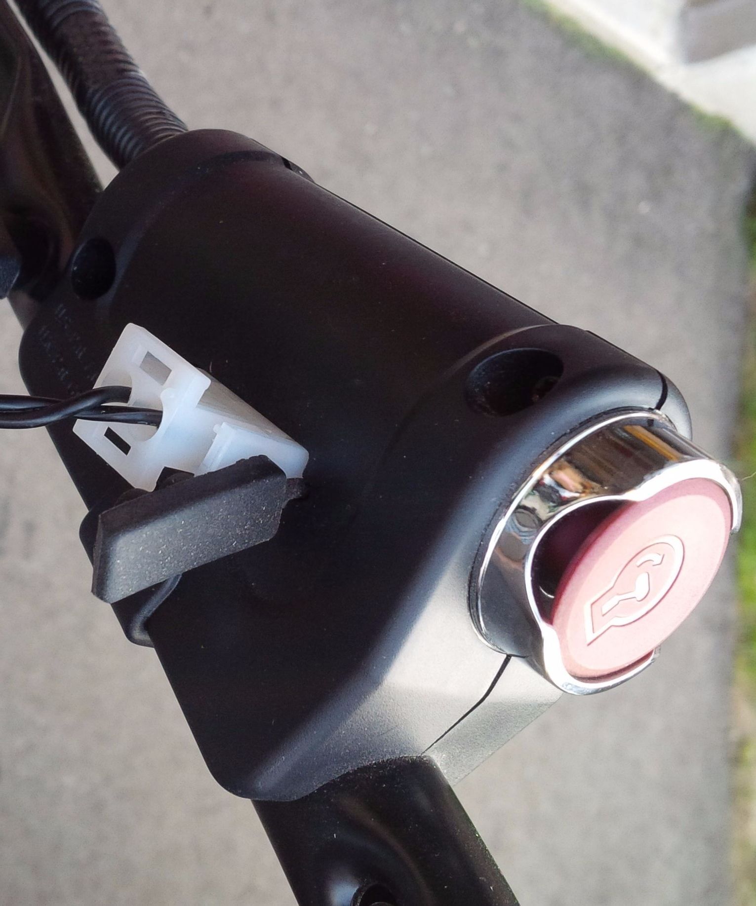 Lawn Mower Charger Connector Hack