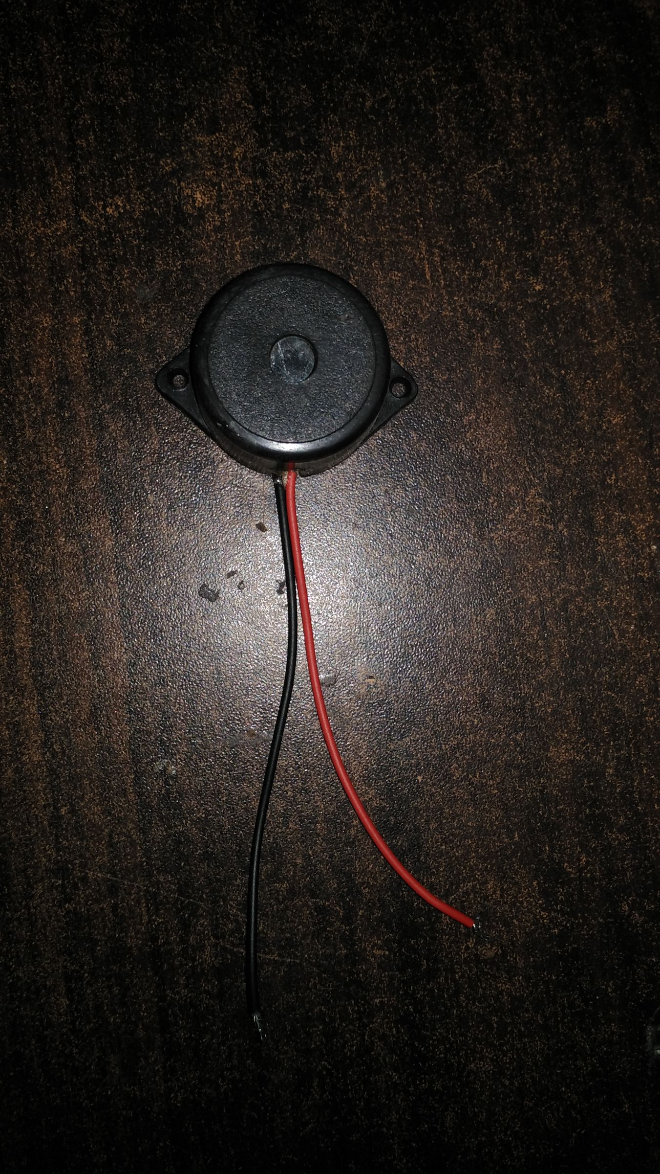 How to Drive a Piezo Buzzer With Um66 Music Transistor 