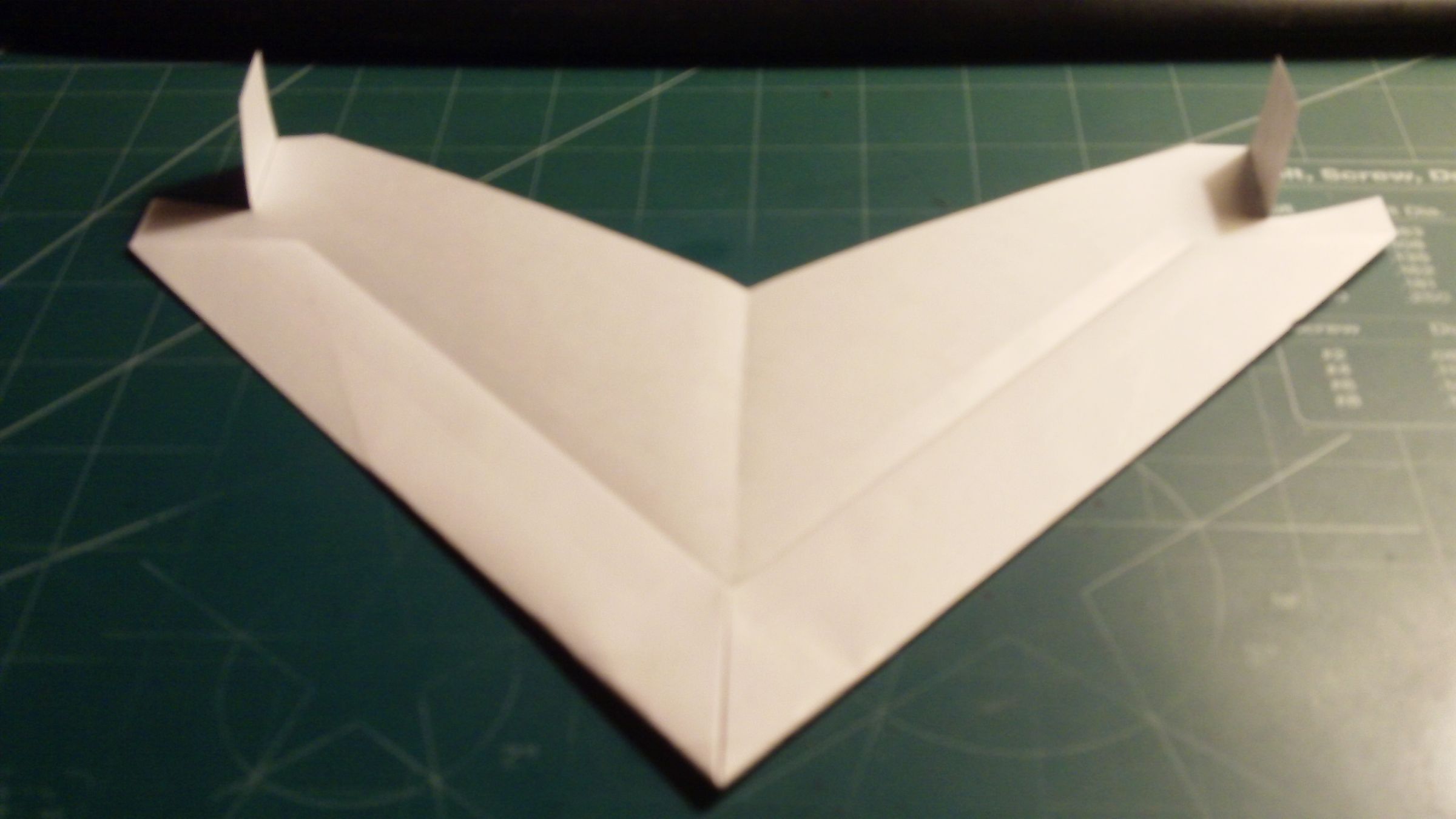 How to Make the Simple OmniScimitar Paper Airplane