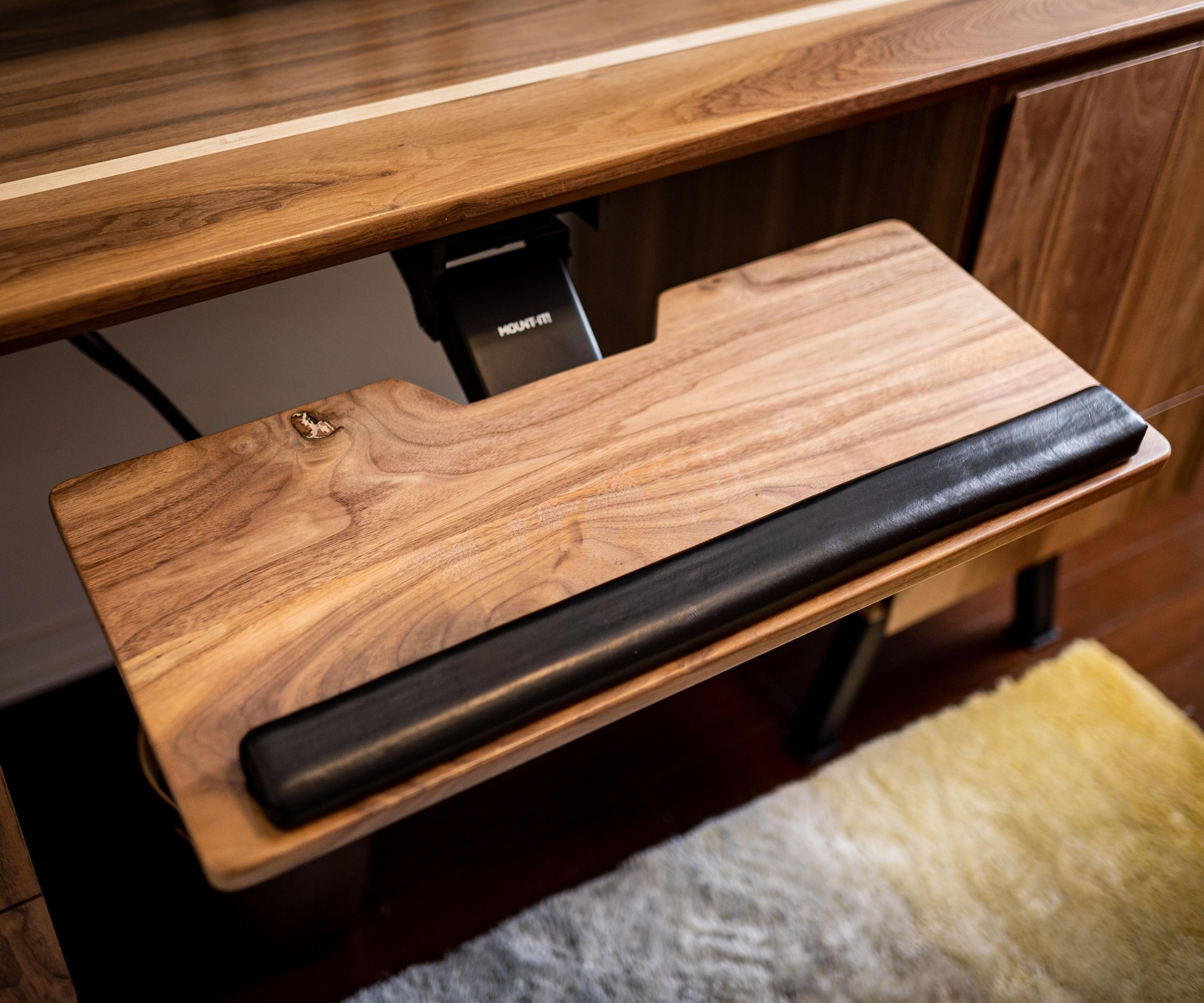 DIY Walnut and Leather Keyboard Tray : 26 Steps (with Pictures ...