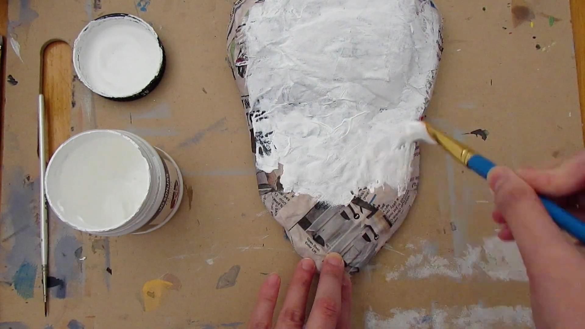 IT Pennywise Paper Mache Wall Decor 5 Steps (with Pictures