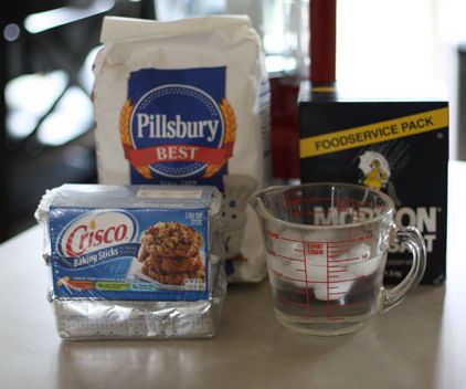 How to Make Clay Out of Flour and Crisco