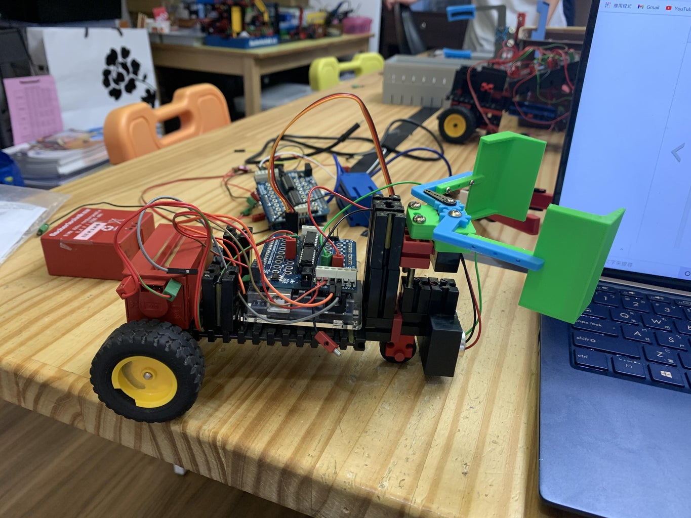 Arduino Uno Automatic Transporting Robot : 7 Steps - Instructables