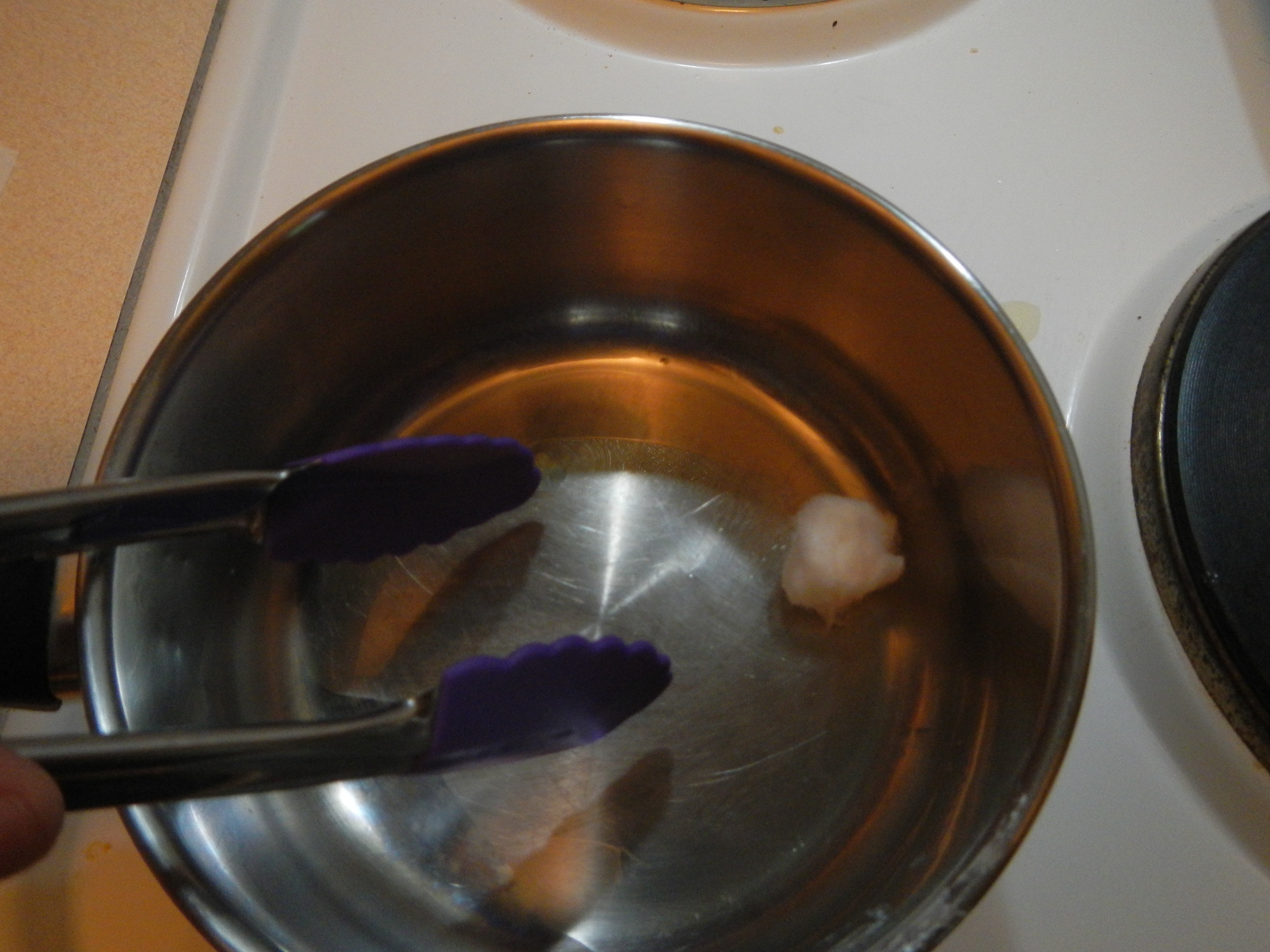 Cotton Wool Ball and Petroleum Jelly Firestarters 4 Steps (with