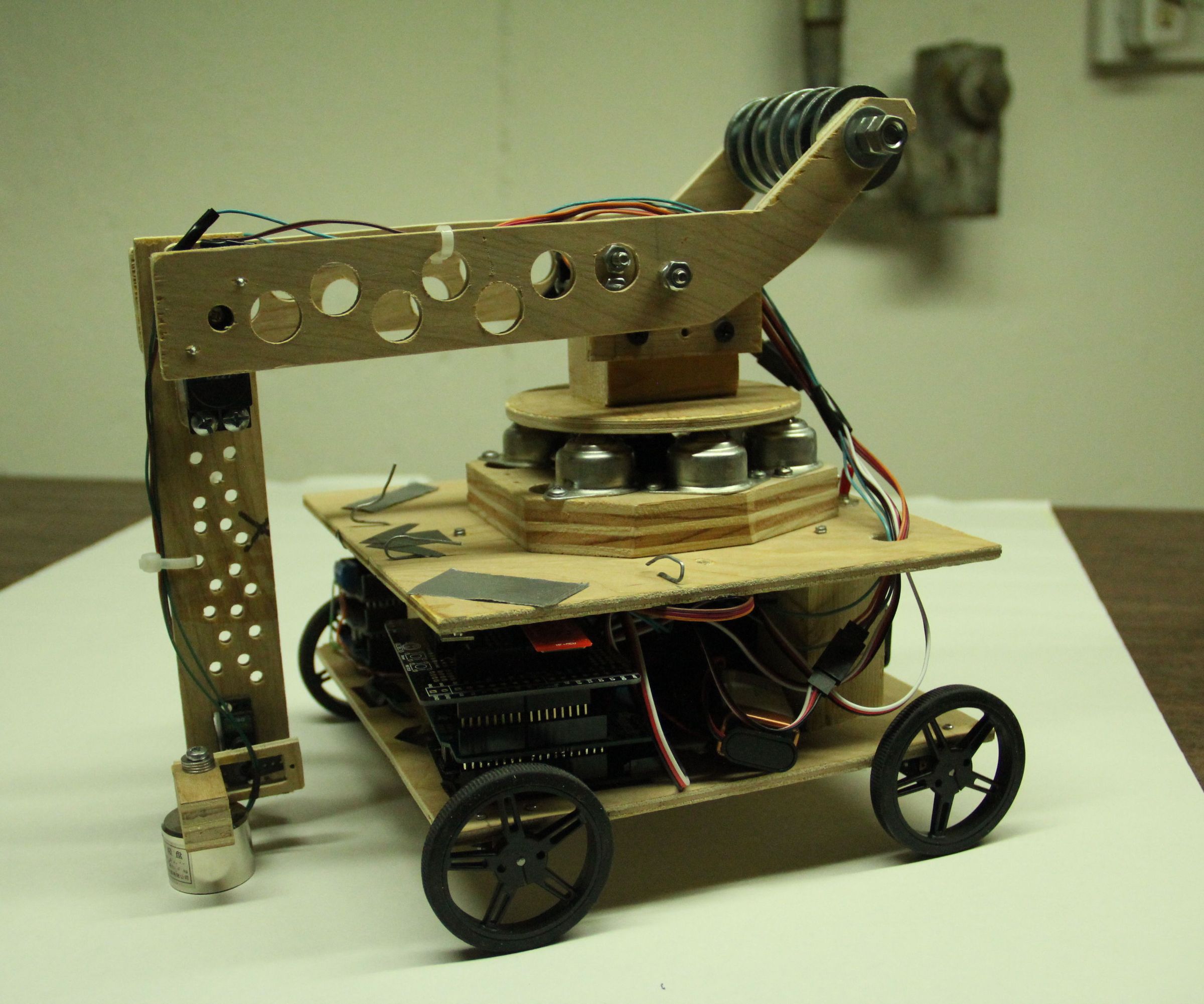 Robo-Mobile - a Homemade Bluetooth Robot