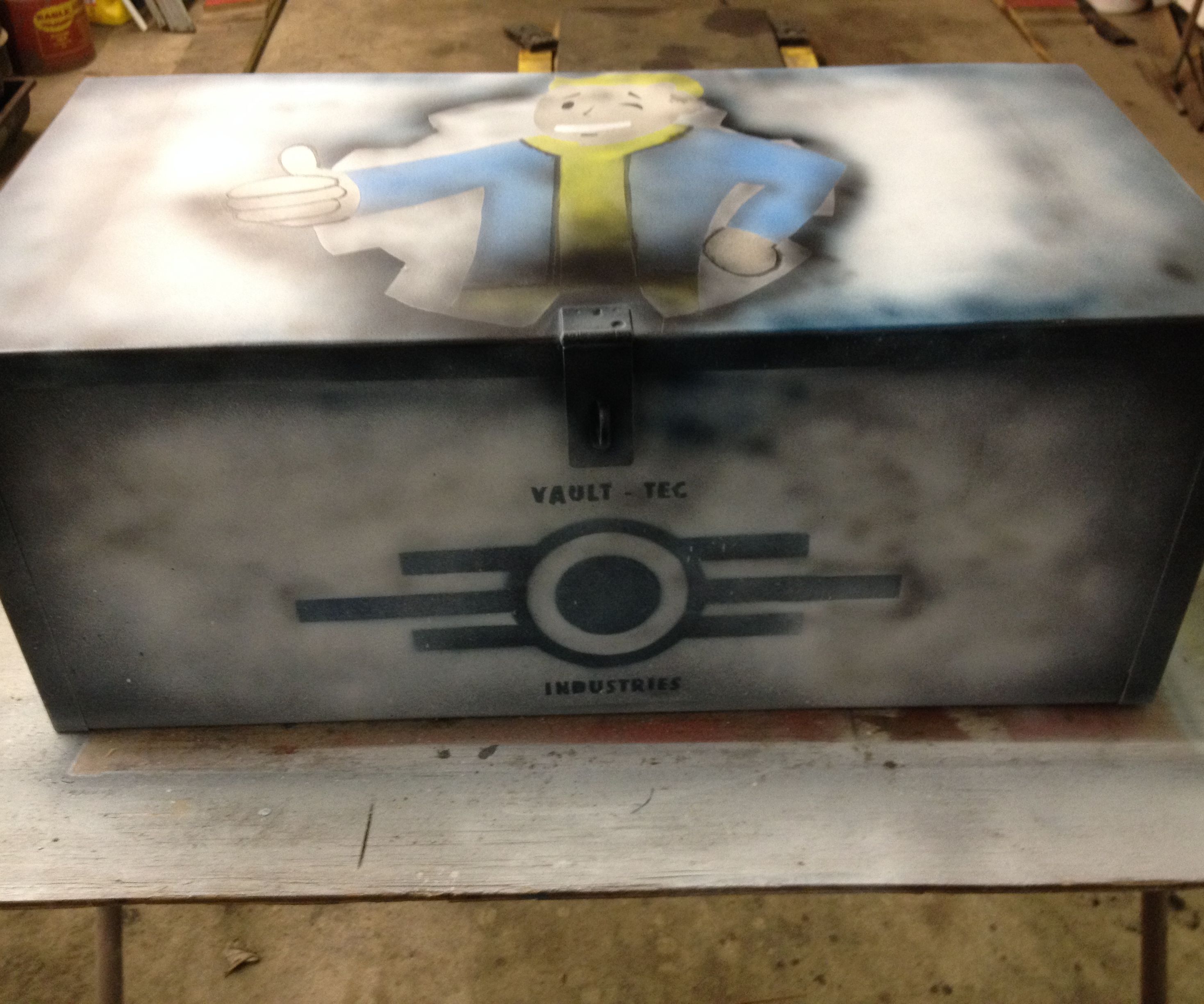 Custom Fallout 3 Footlocker