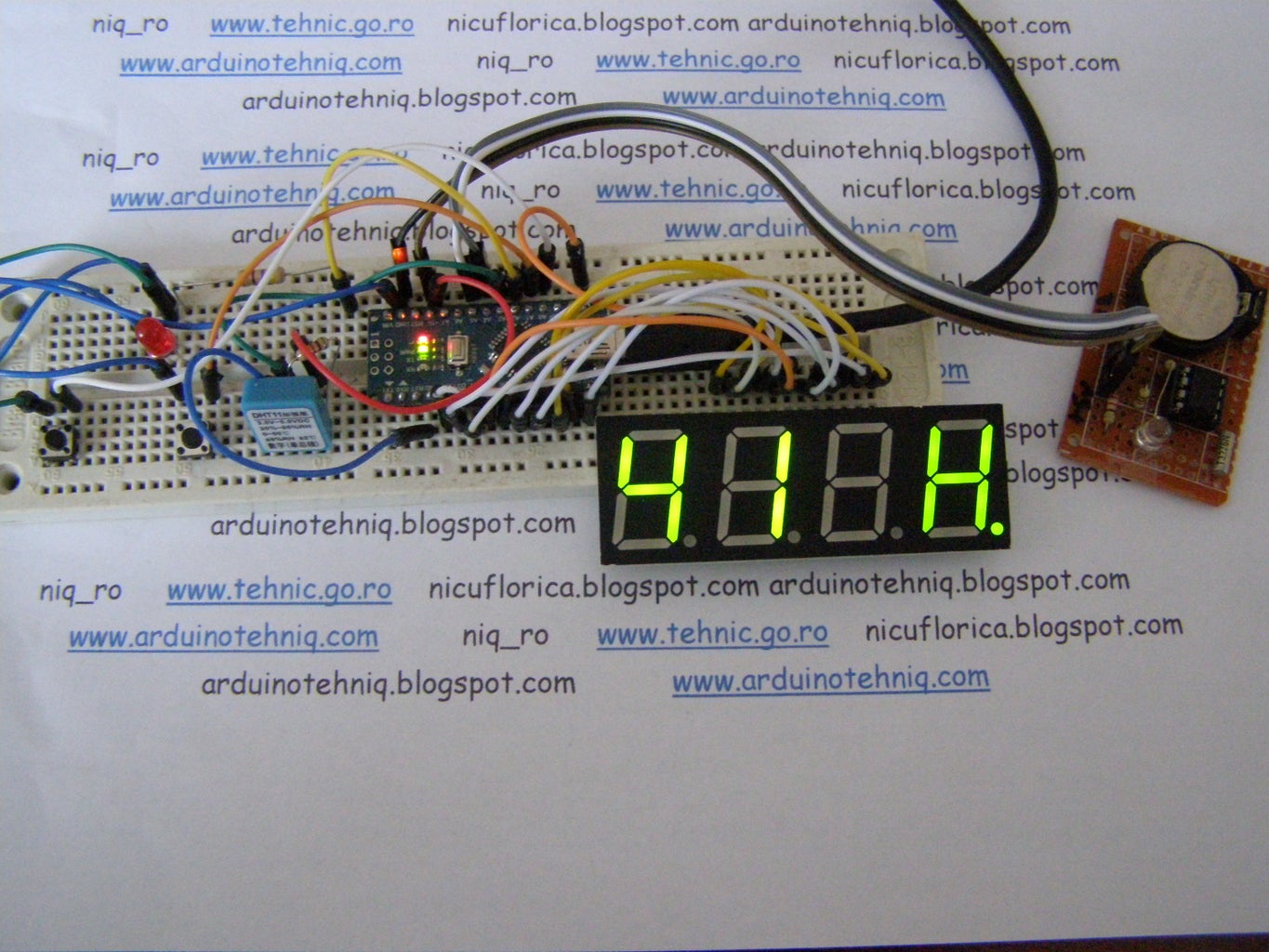 4-digit 7-segment Led Clock With Manual Adjust & Alarm, Thermometer & Higrometer Using Arduino 