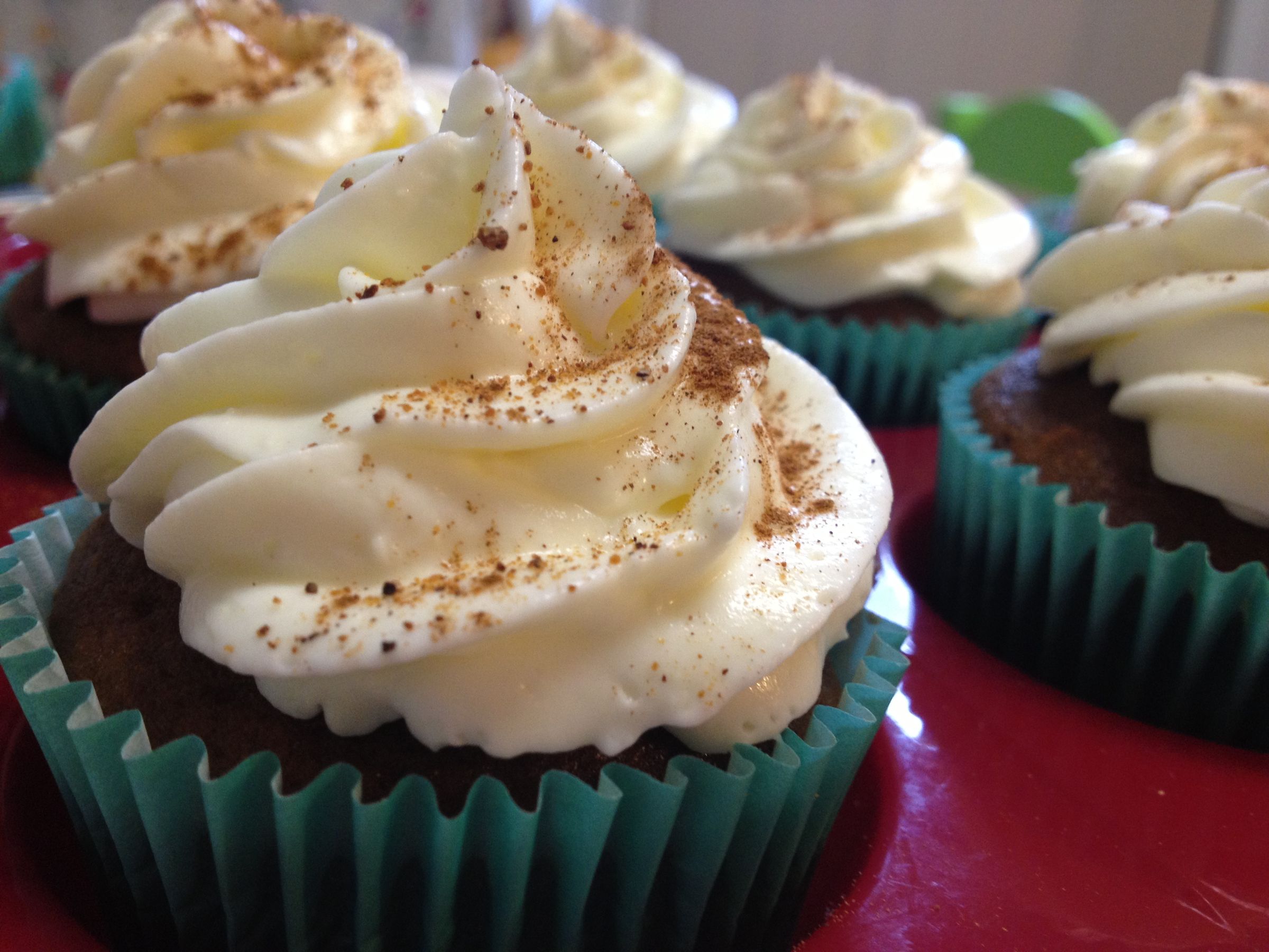 Pumpkin Spice Latte Cupcakes With Whipped Cream Frosting