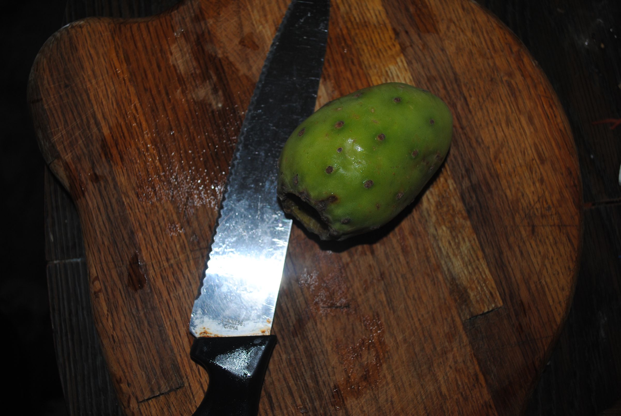 Peel a Prickly Pear Like a Pro (pela Una Tuna)