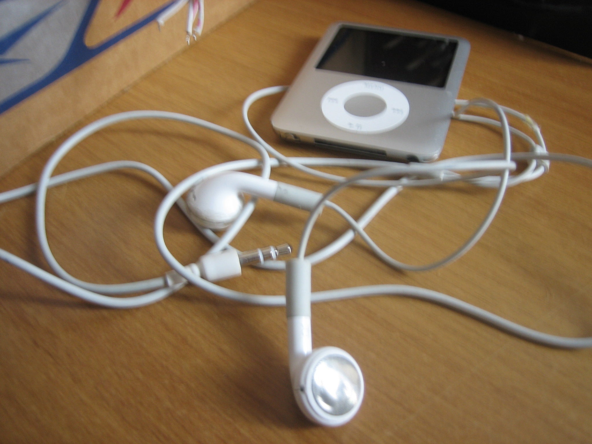 Spy Ipod Earphones With Hidden Microphone 10 Steps Instructables