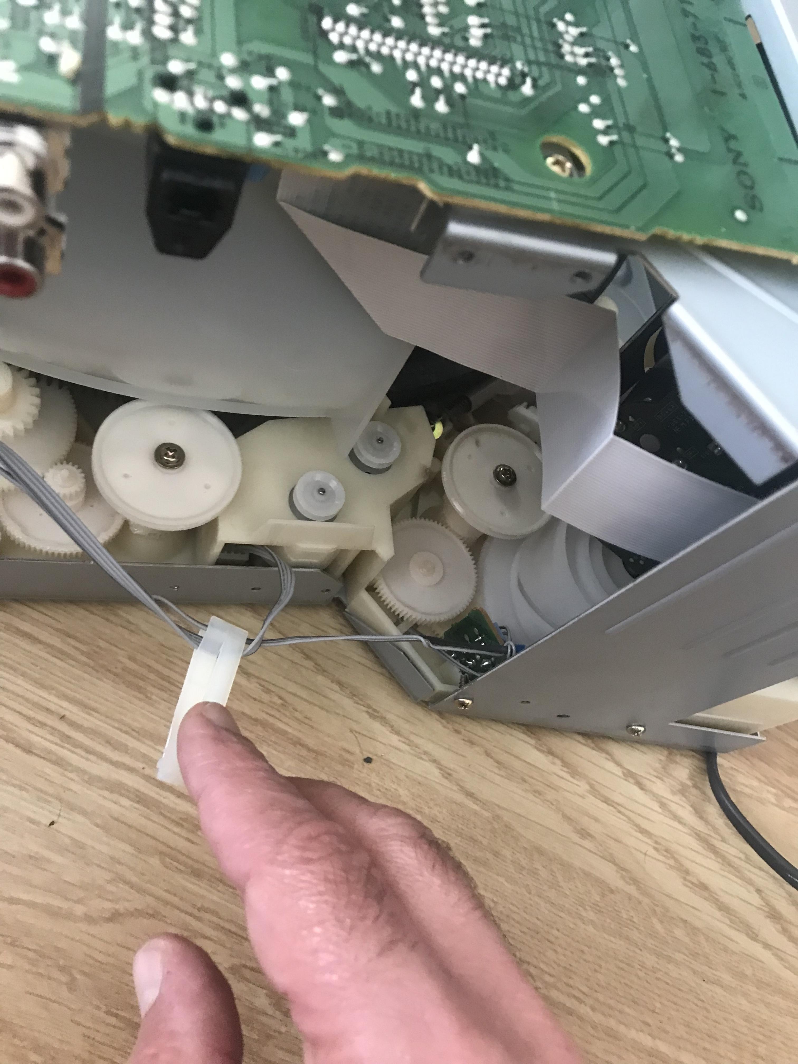 Fix "Table Error" on Sony CD Changer 3 Steps Instructables