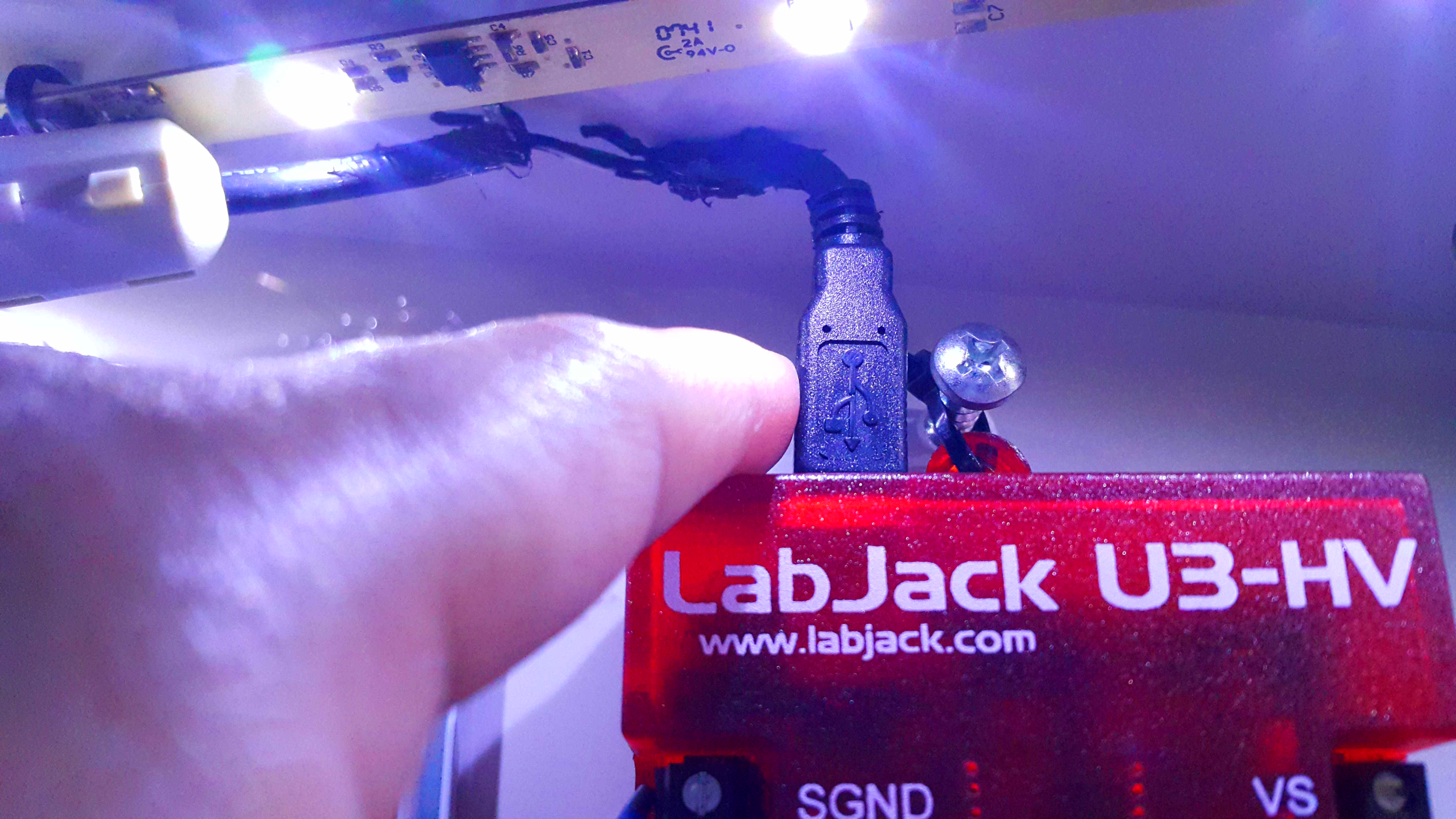 Separate 5v Supply to My Labjack U3 Hv. 4 Steps Instructables