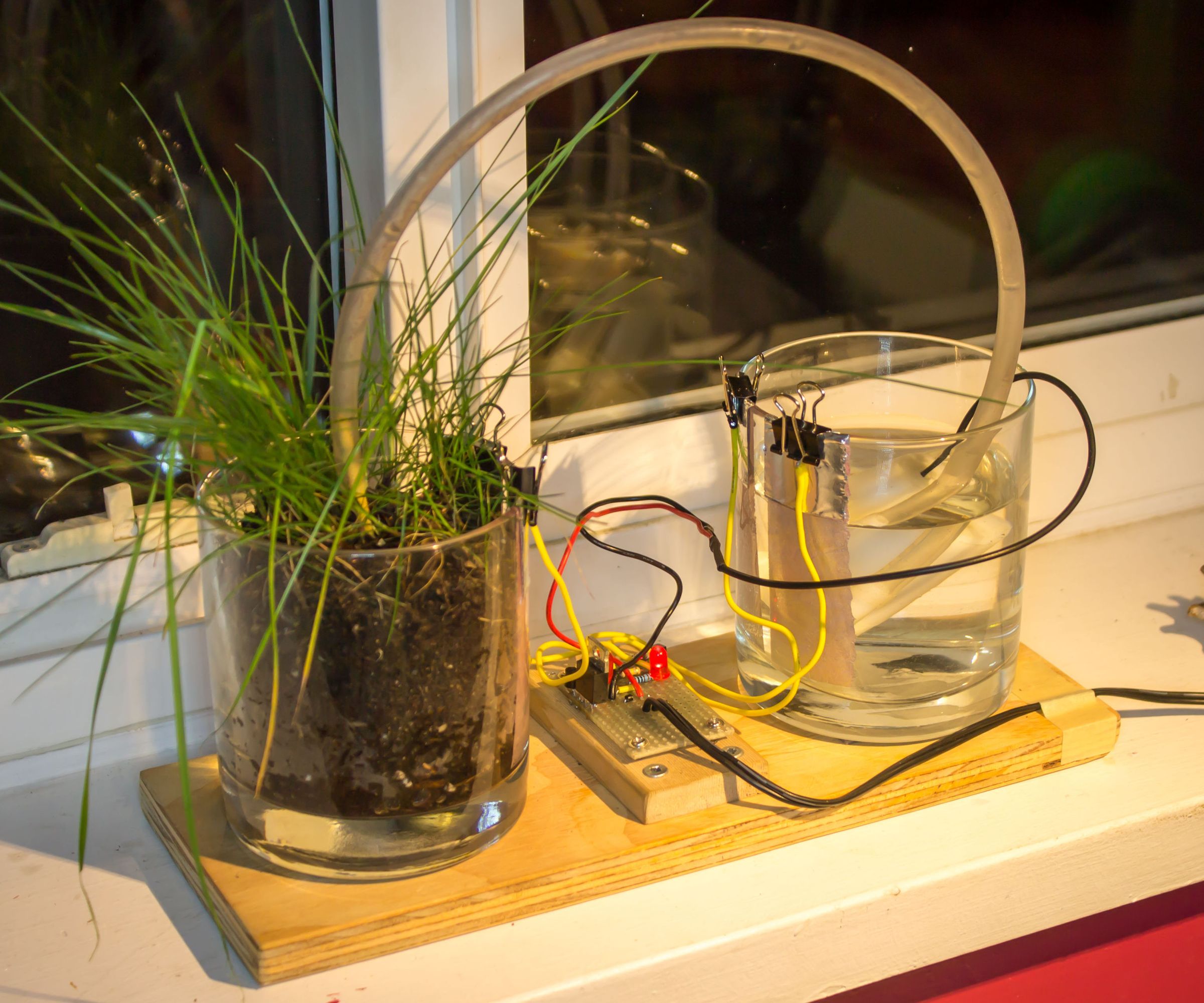 Table-Top Electric Plant