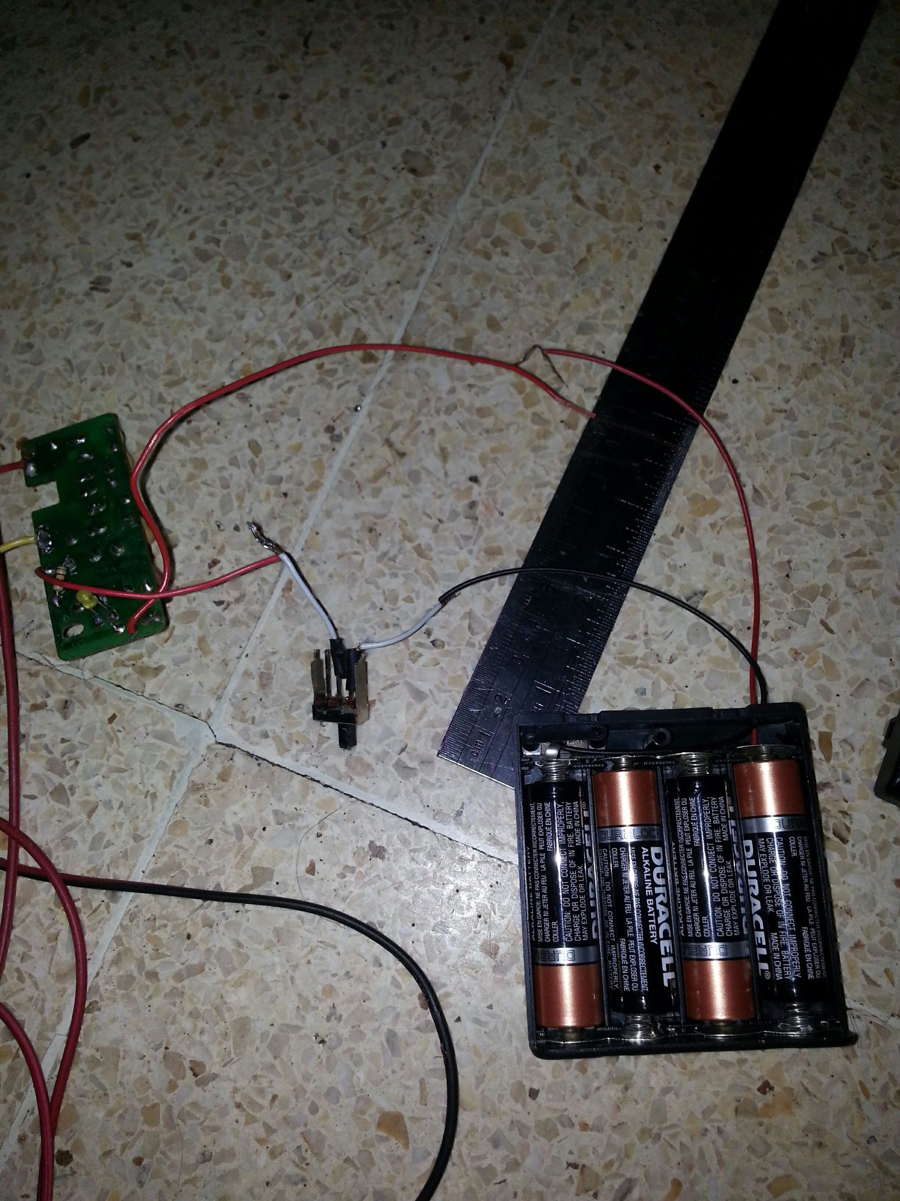 Make (Tiny) Very High Voltage From Electric Swatter 3 Steps