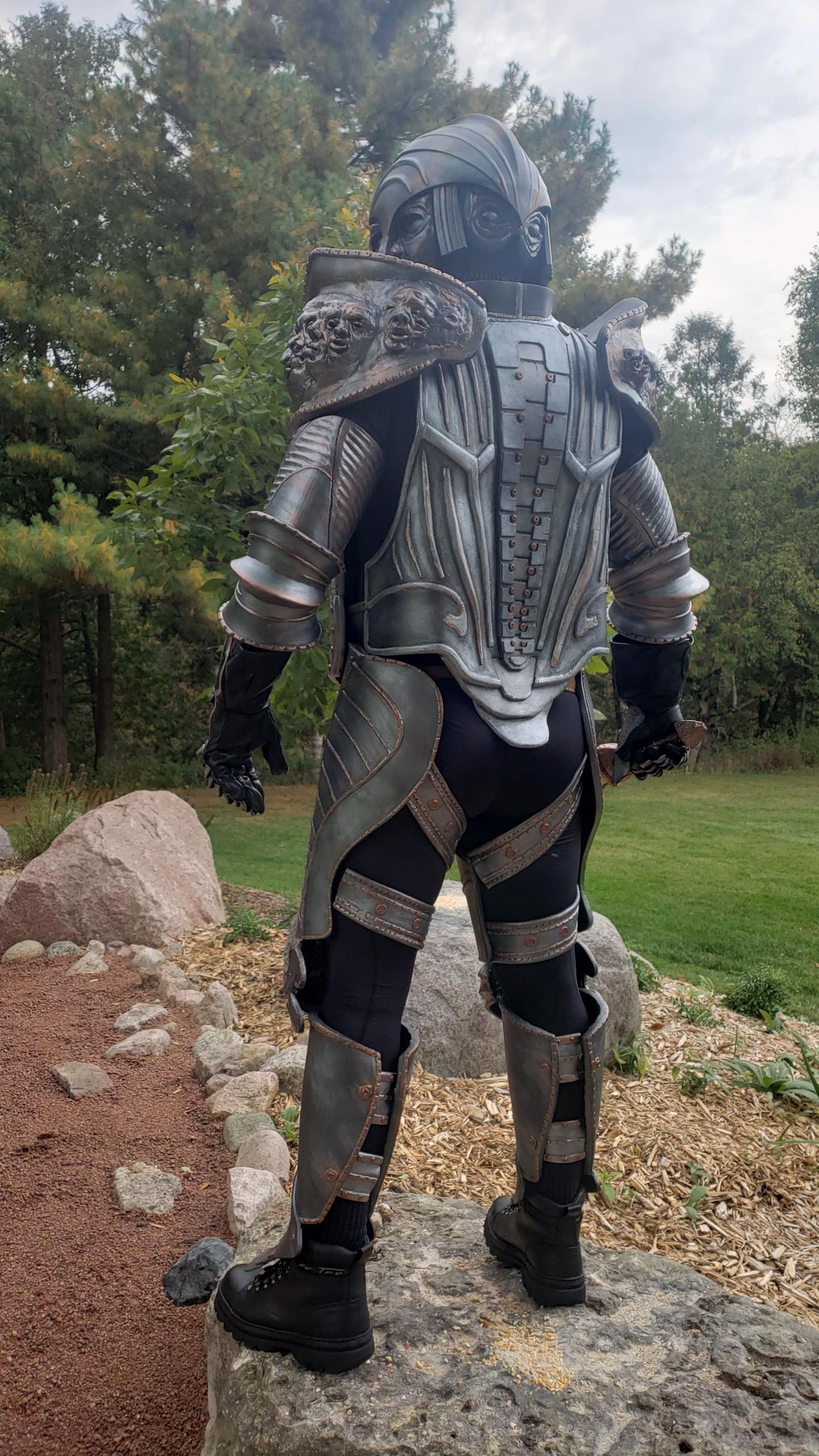 Riddick Lord Marshall Costume : 9 Steps (with Pictures) - Instructables