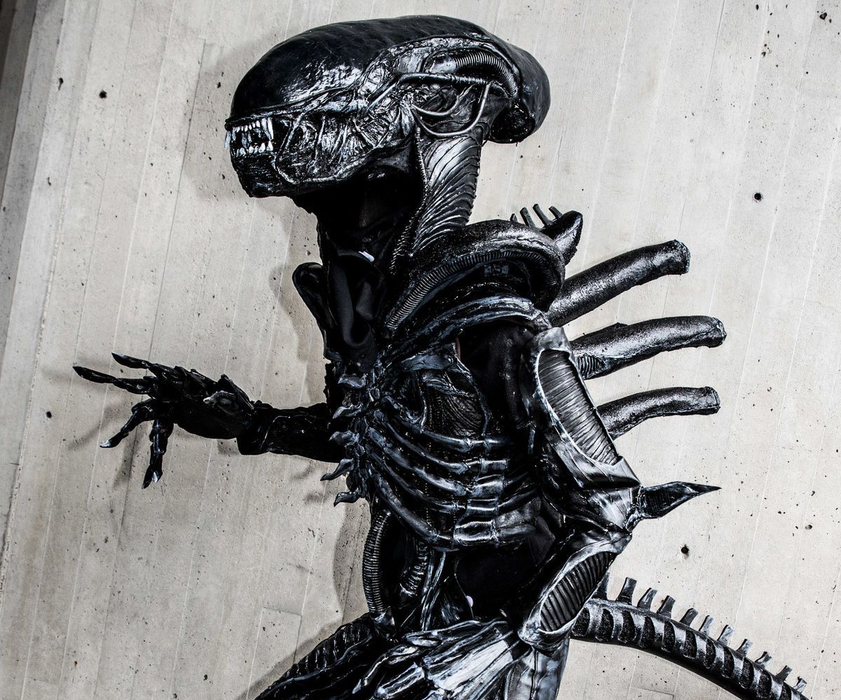 DIY Xenomorph Cosplay