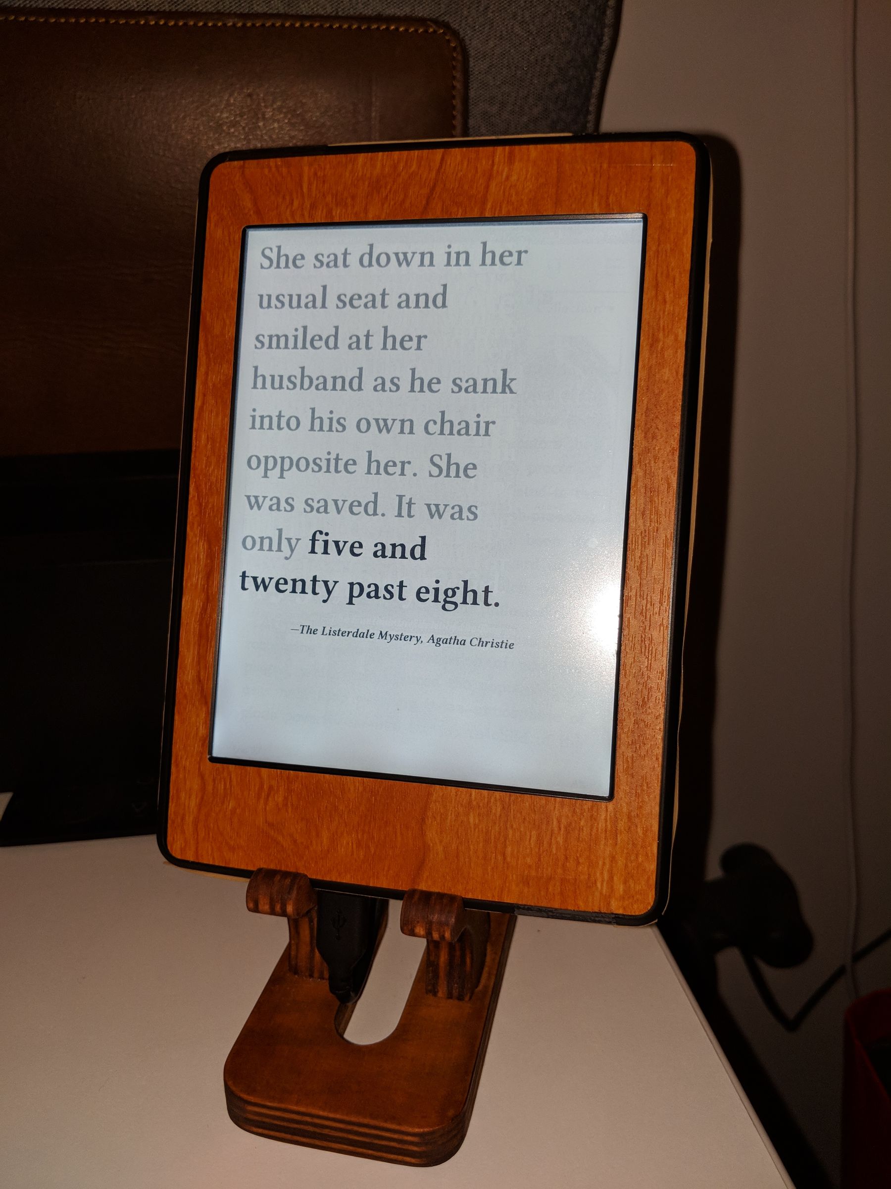 Literary Clock Made From Ereader 6 Steps (with Pictures) Instructables