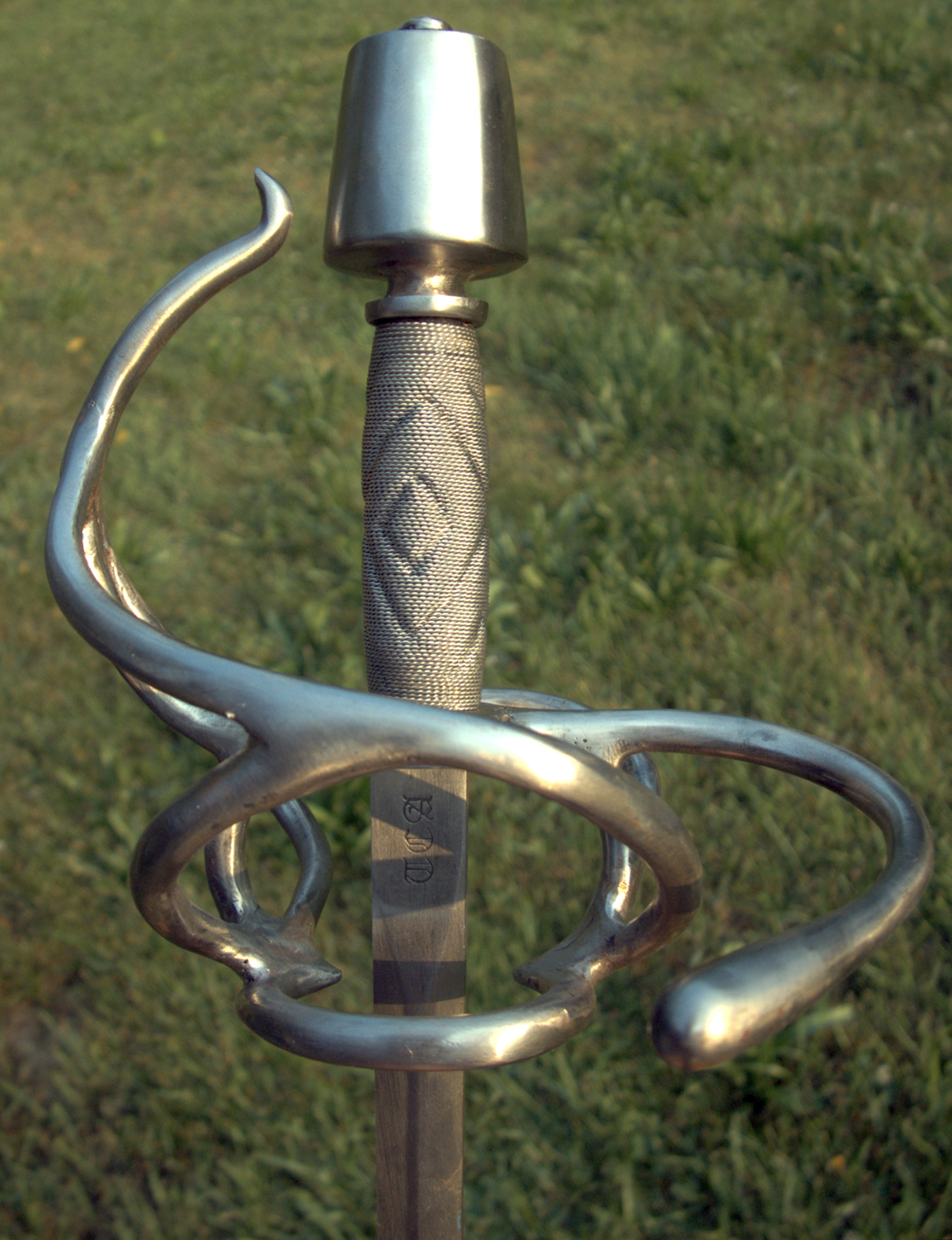Three-quarter Hilt Rapier