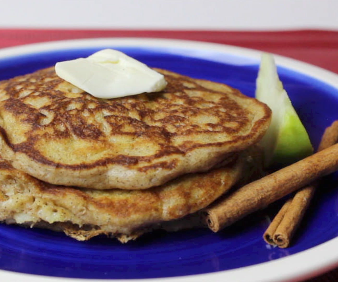 Apple Cinnamon Pancakes 