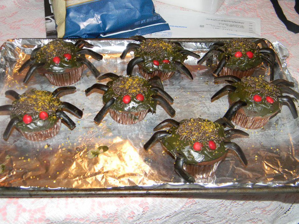 Spidery Cupcakes