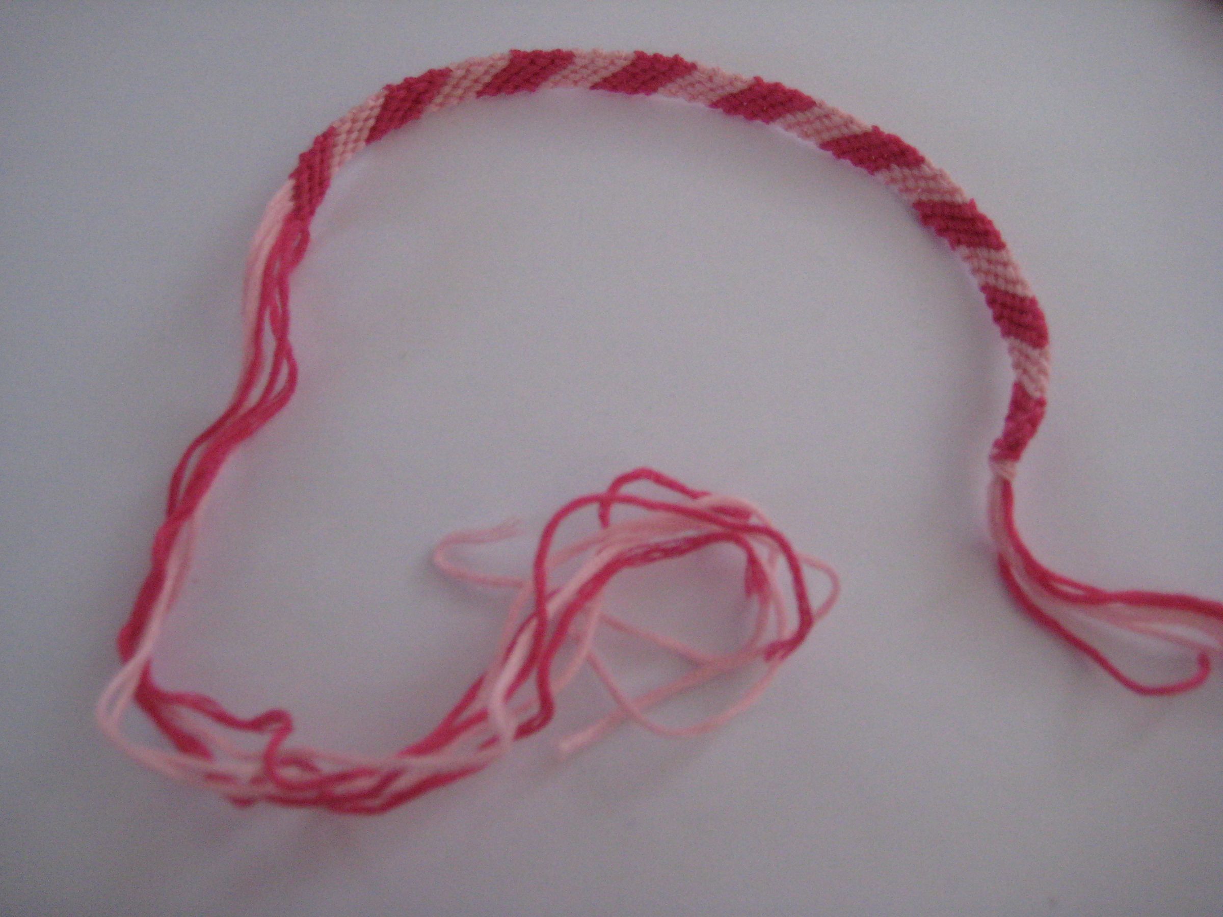 Friendship Bracelet : 13 Steps - Instructables