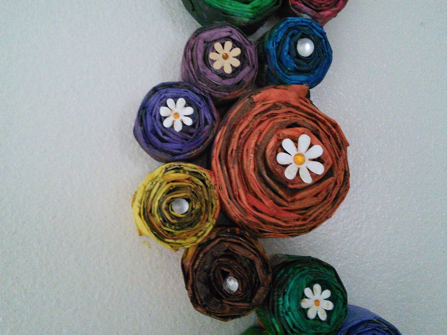Newspaper Wall Art Decor : 5 Steps - Instructables