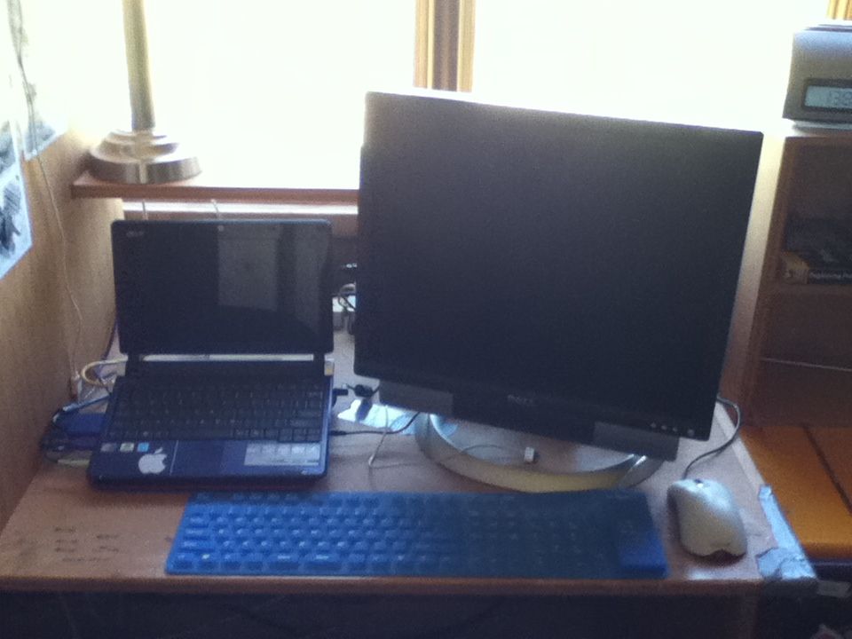 Turning a Laptop Into a Desktop Computer (no Soldering Required)