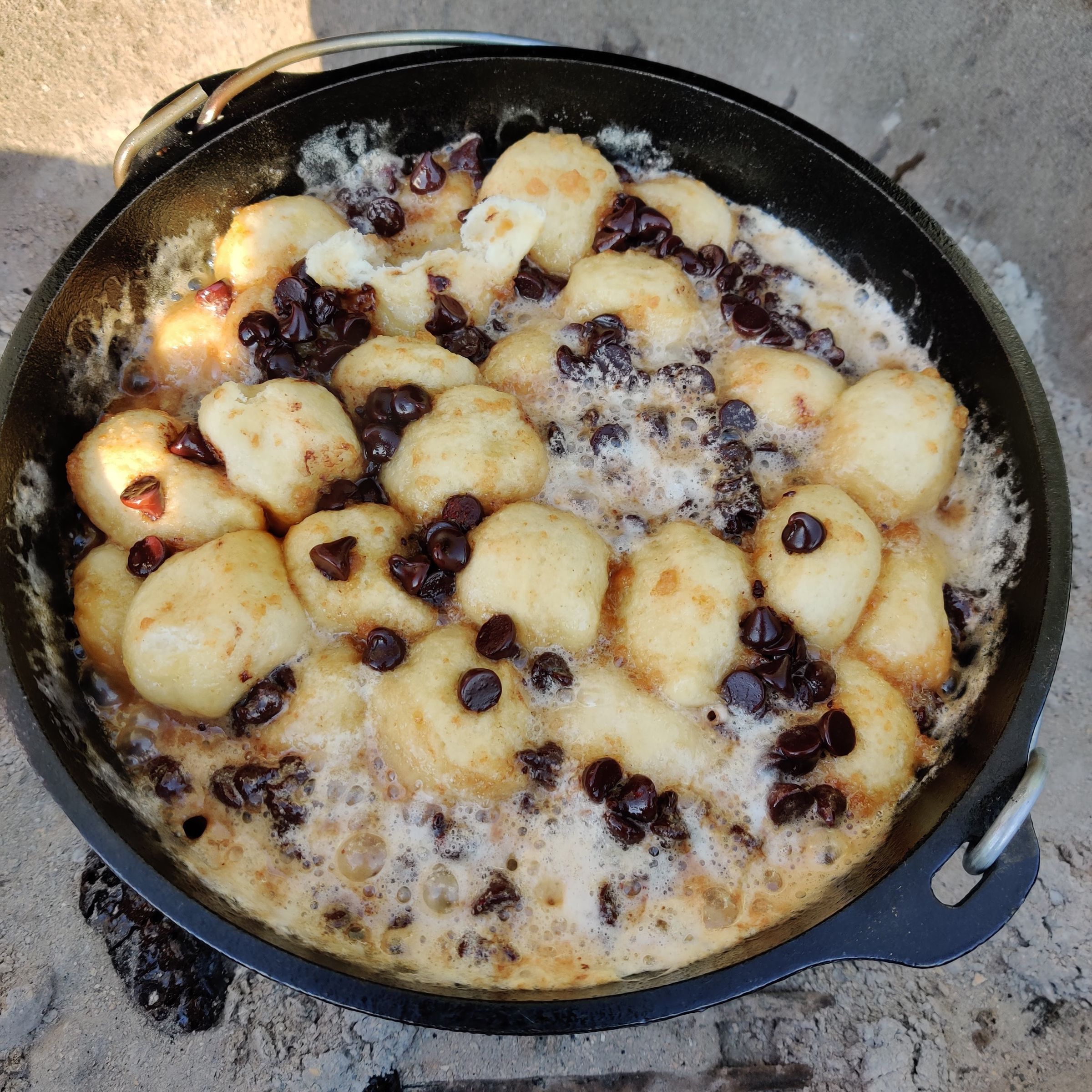 Dutch Oven S'mores Monkey Bread 6 Steps (with Pictures) Instructables