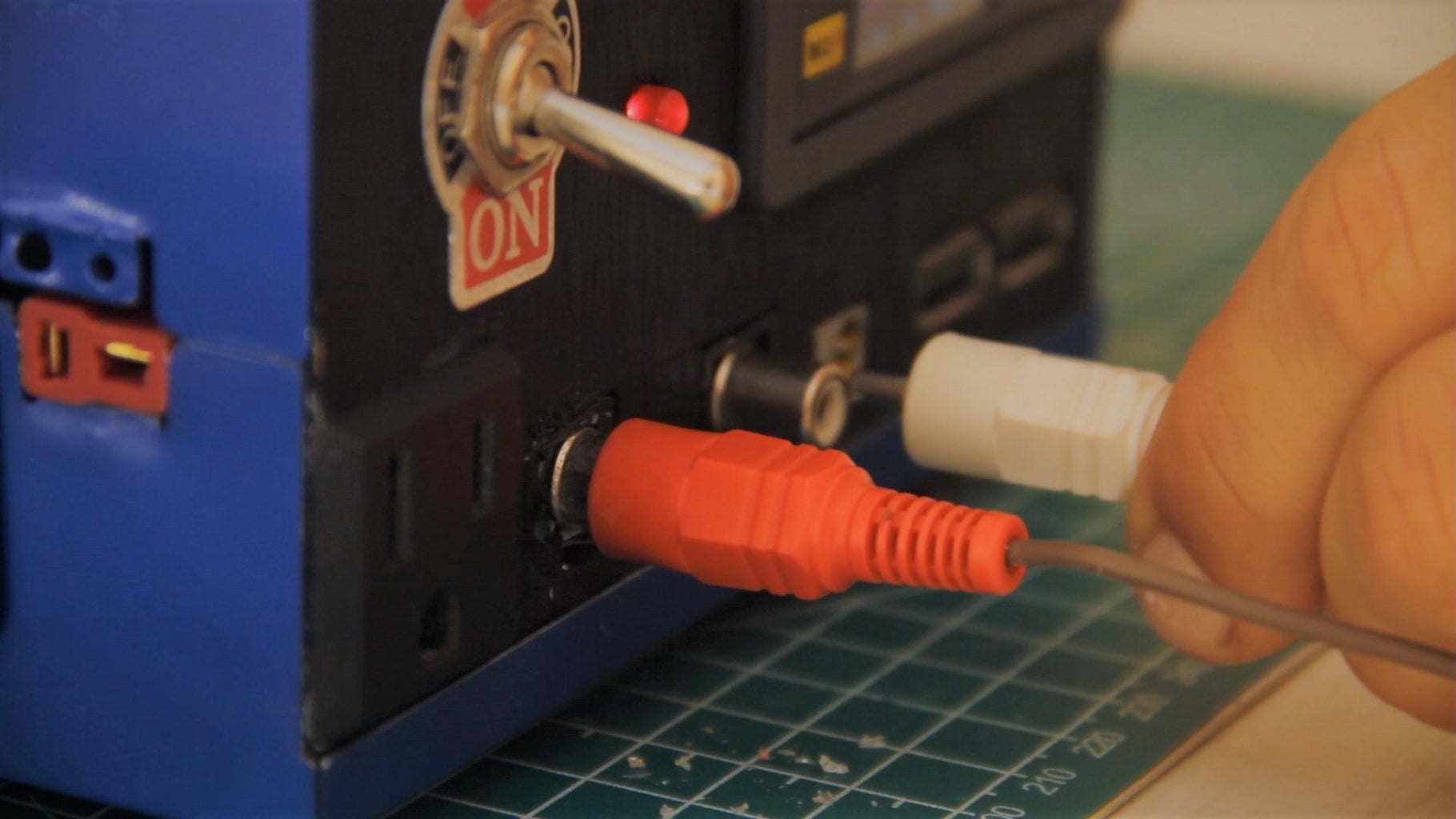 Build a Variable Lab Bench Power Supply : 22 Steps (with Pictures ... Circuit Diagram